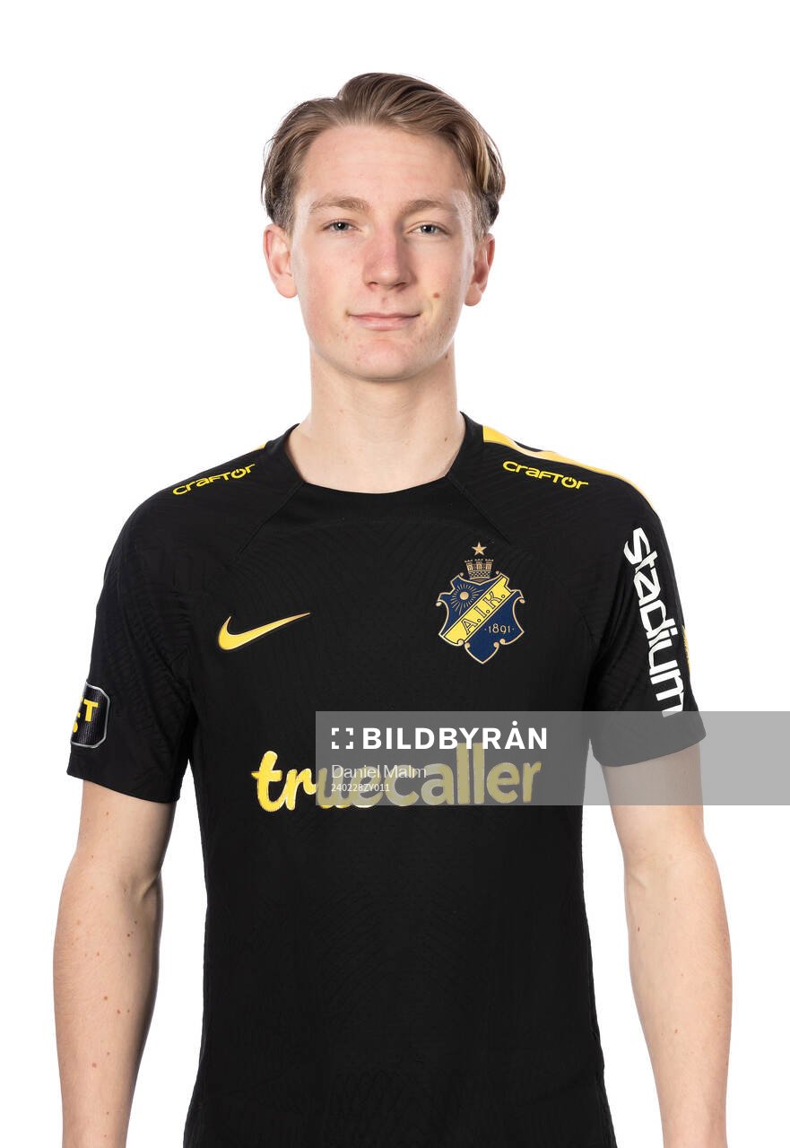 AIK:s Hugo Aviander poserar för ett porträtt den 28 februari 2024 i Stockholm.