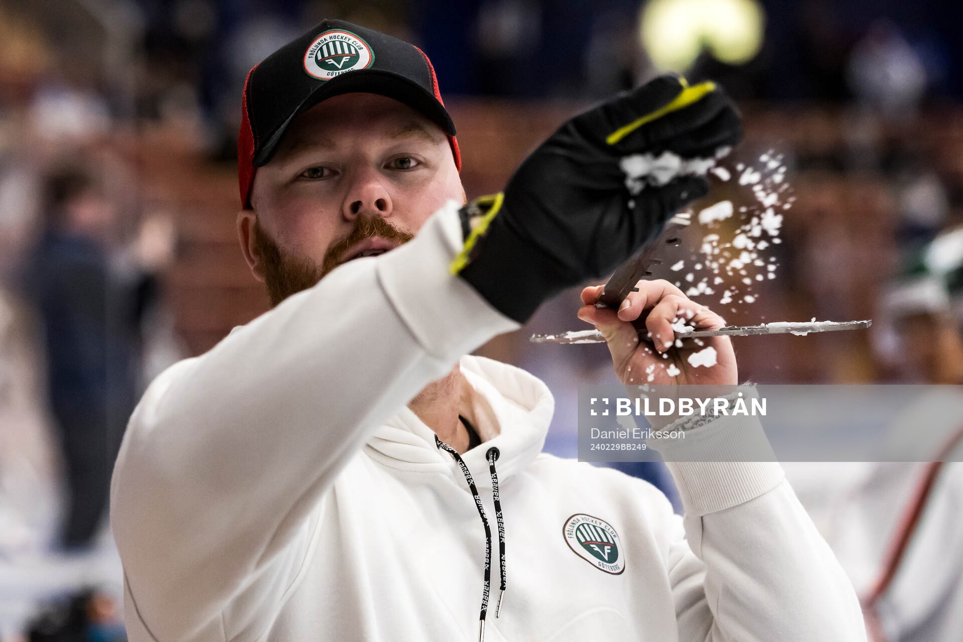 Frölundas materialförvaltare Andy Fagerström innan