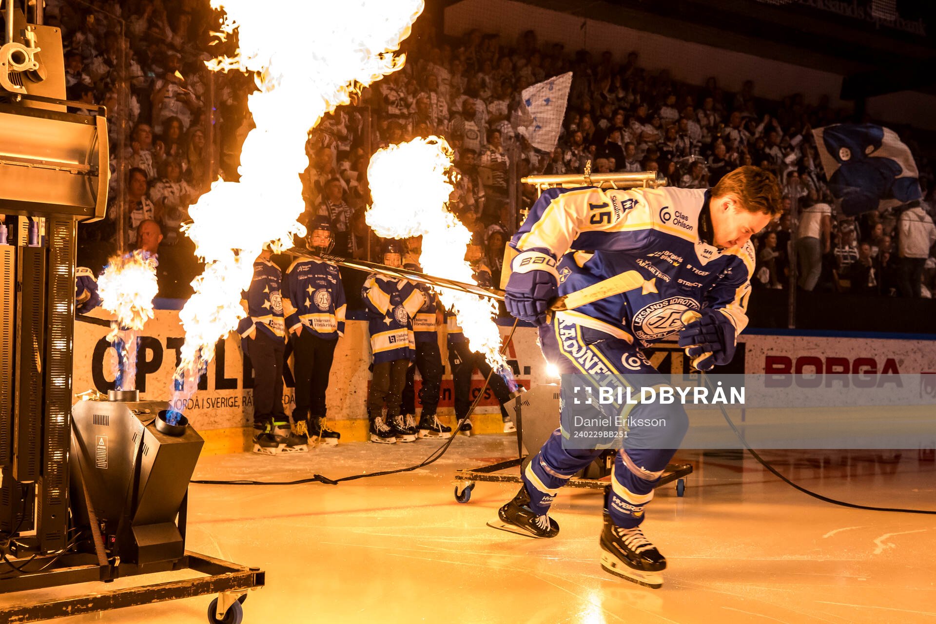 Leksands Max Veronneau innan ishockeymatchen i SHL mellan
