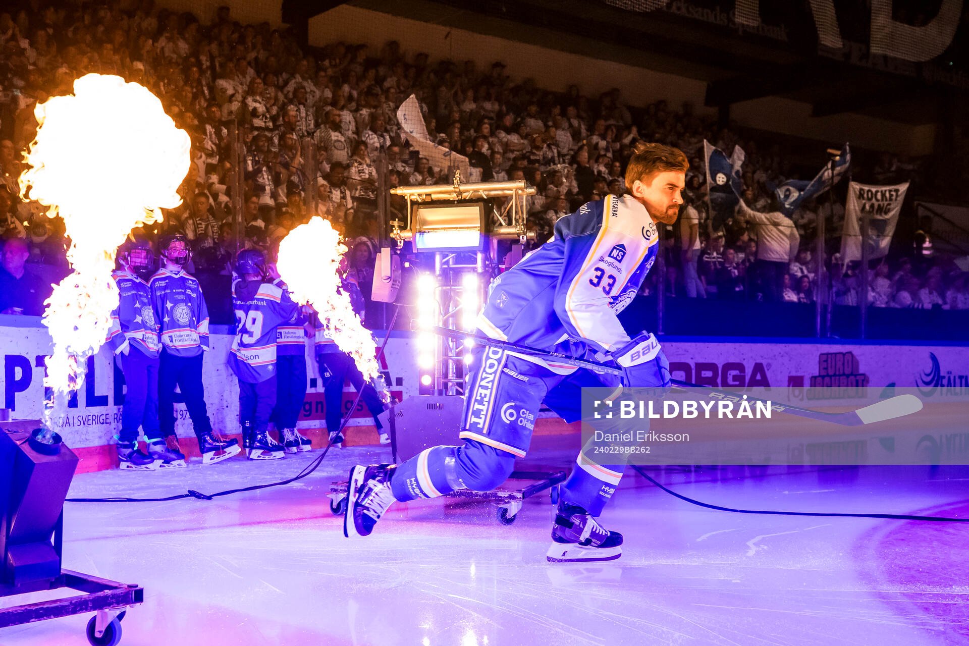 Leksands Eddie Larsson innan ishockeymatchen i SHL mellan