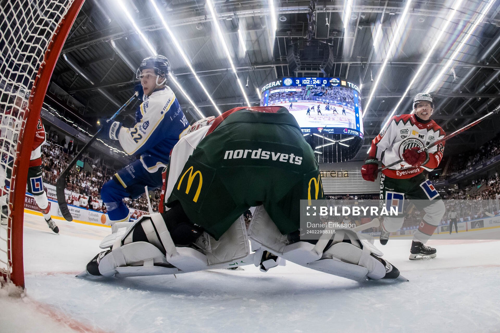 Leksands Lukas Vejdemo och Frölundas Christian Folin