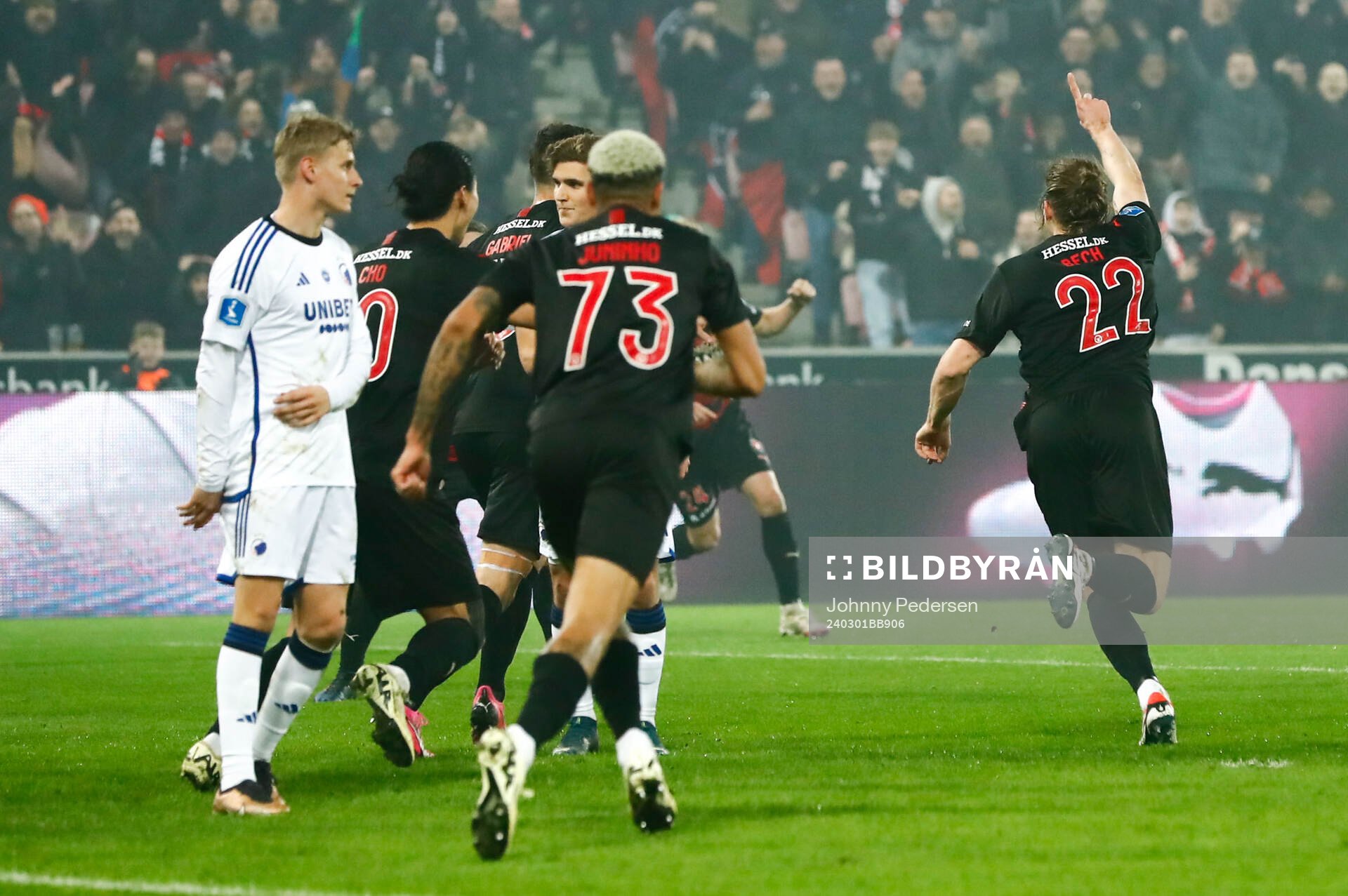 Players Midtjylland celebrate 1-0