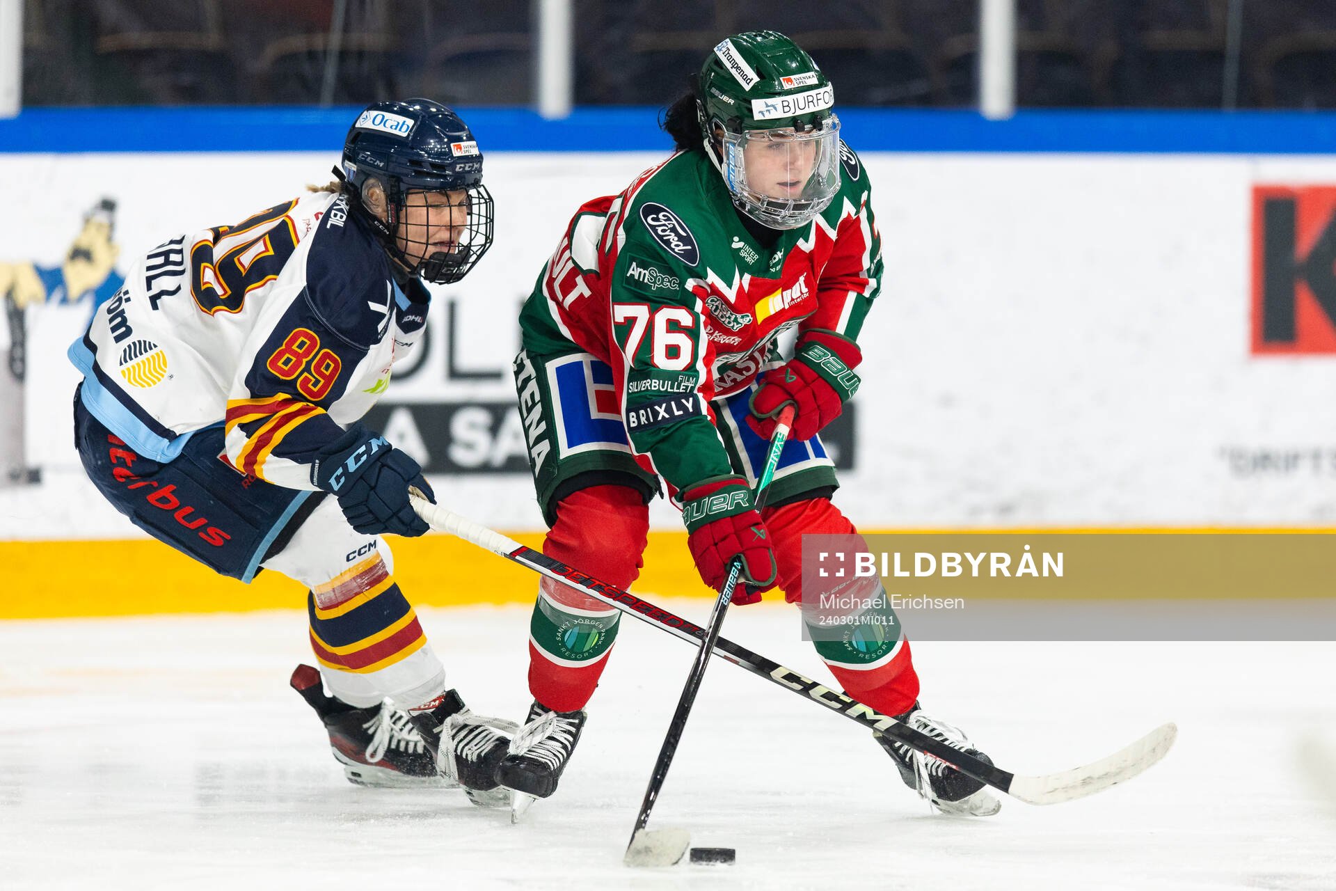 Djurgårdens Nicole Hall och Frölundas Liliane Perreault
