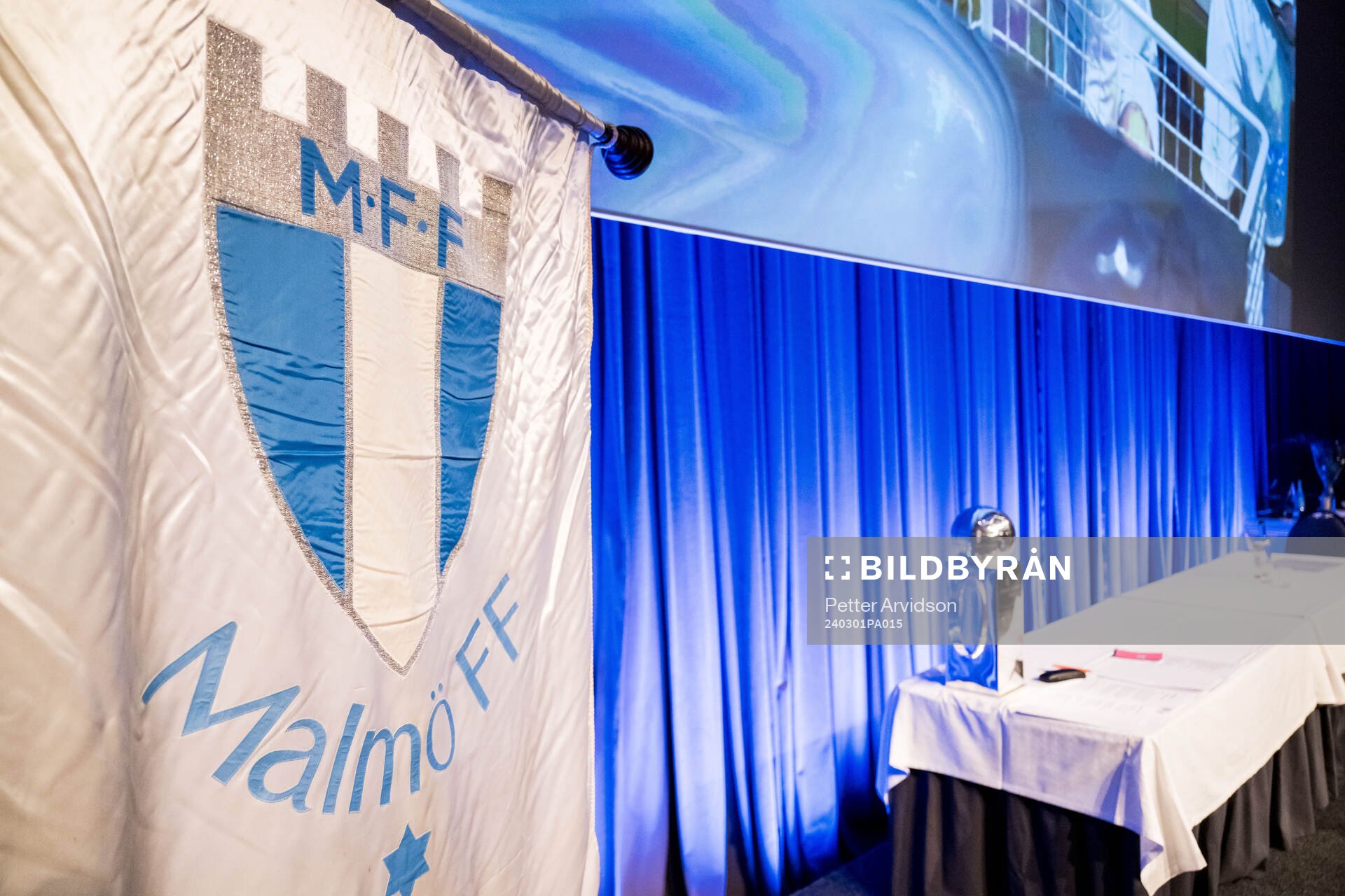 Malmö FFs standar och Lennart Johansson Pokal