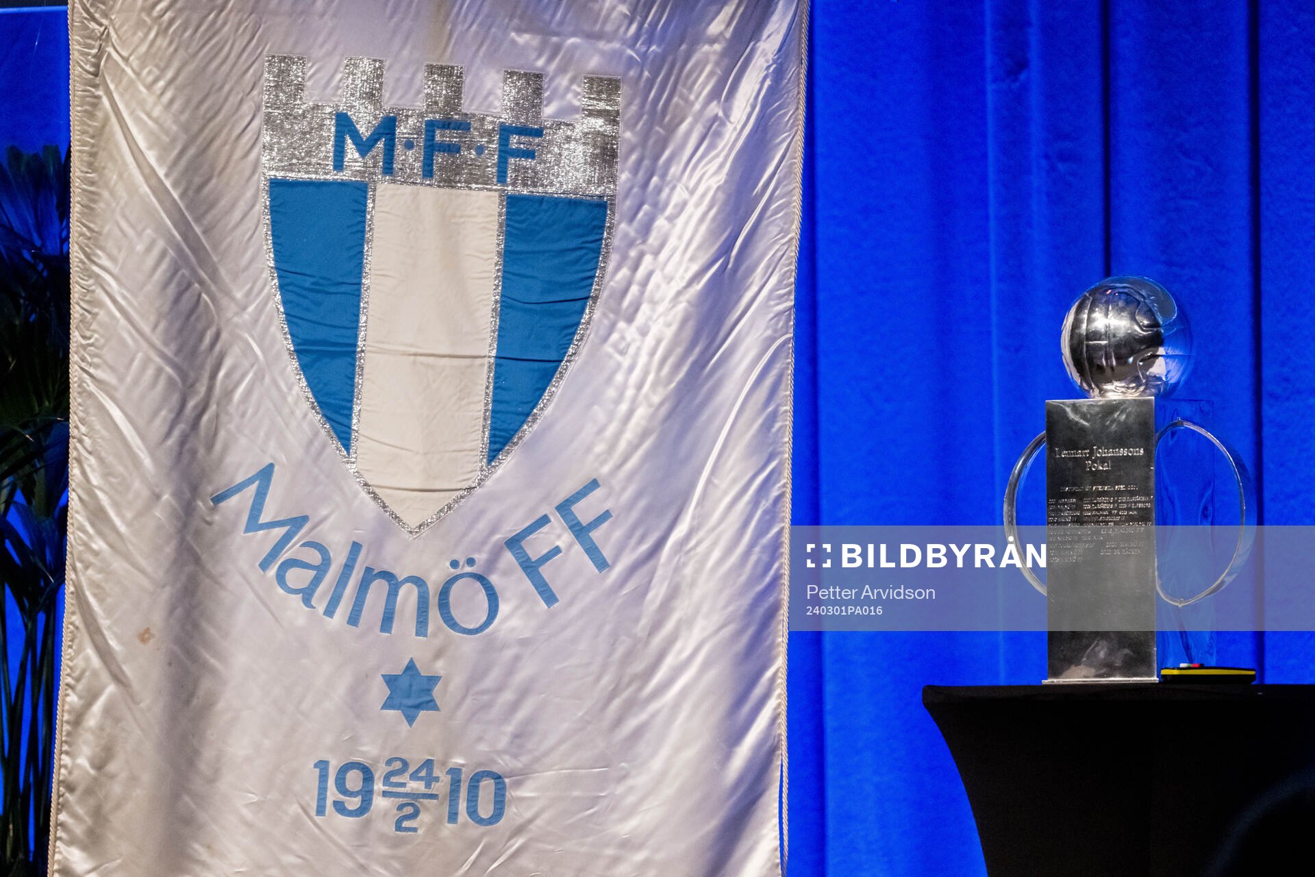 Malmö FFs standar och Lennart Johansson Pokal
