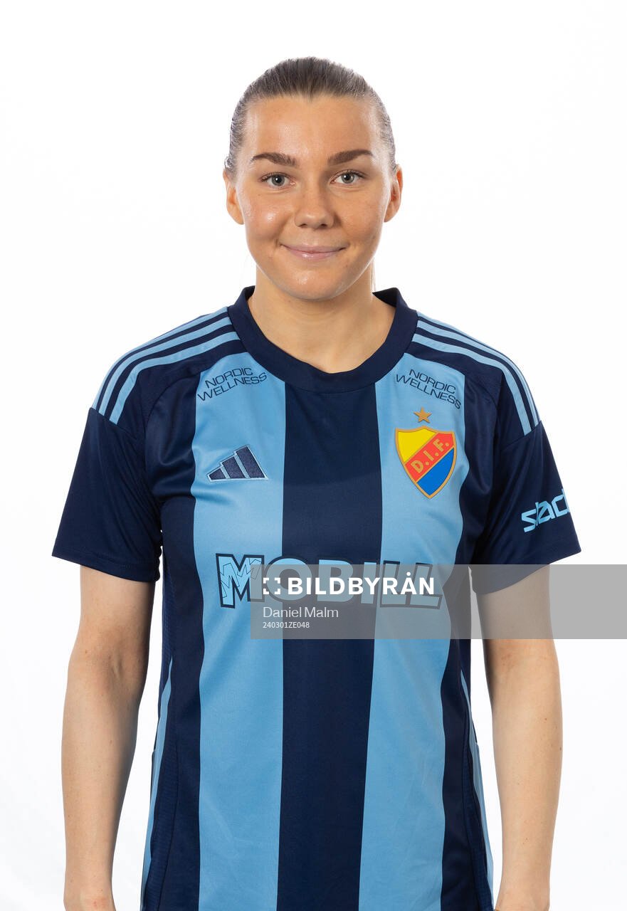 Djurgårdens Ebba Hed poserar för ett porträtt den 1 mars 2024 i Stockholm.