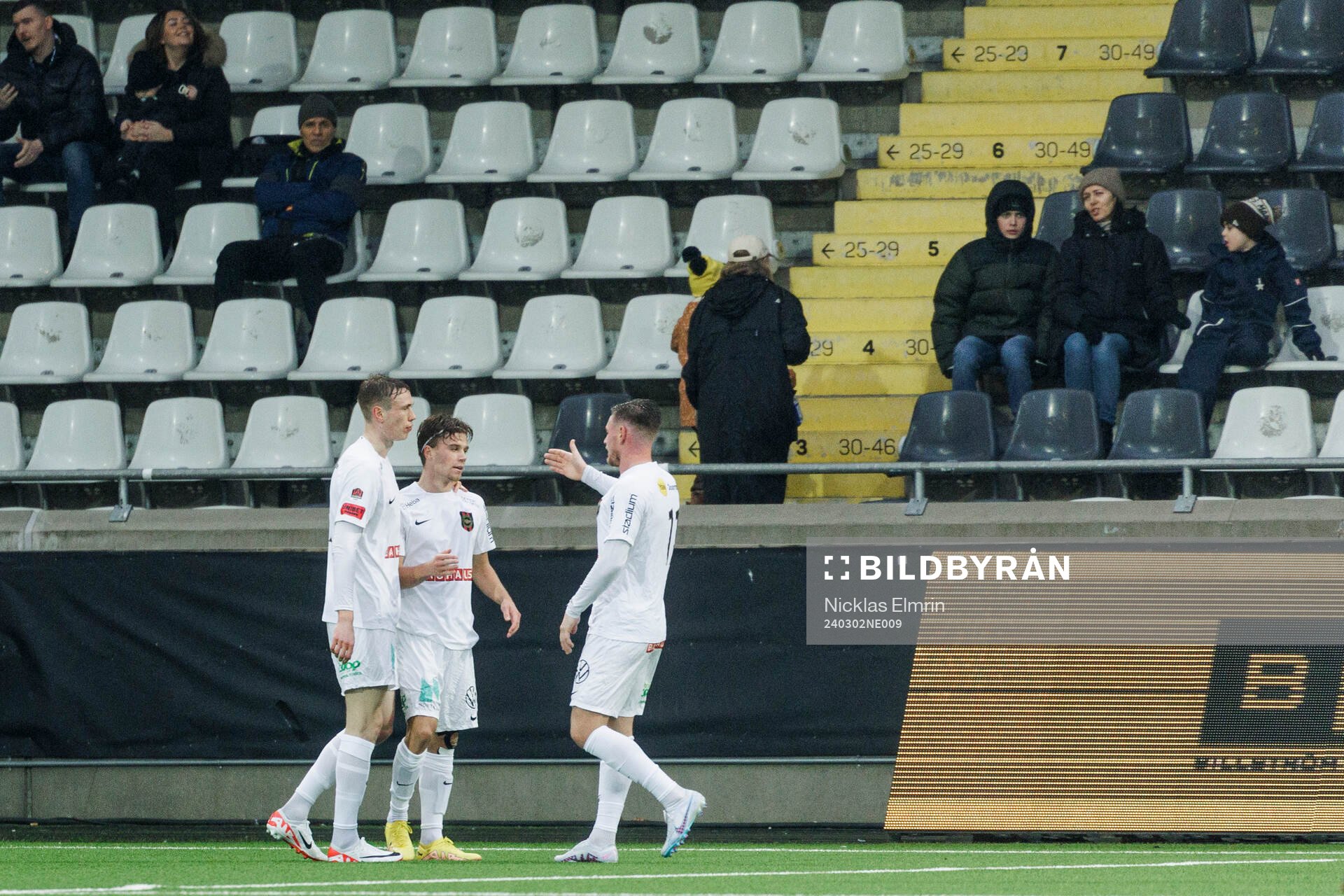 Brommapojkarnas Wilmer Odefalk jublar