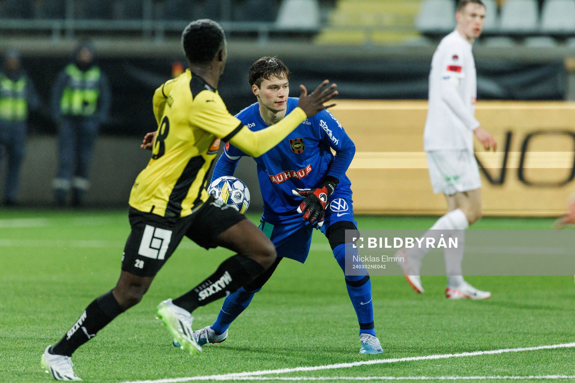 Brommapojkarnas målvakt Filip Sidklev