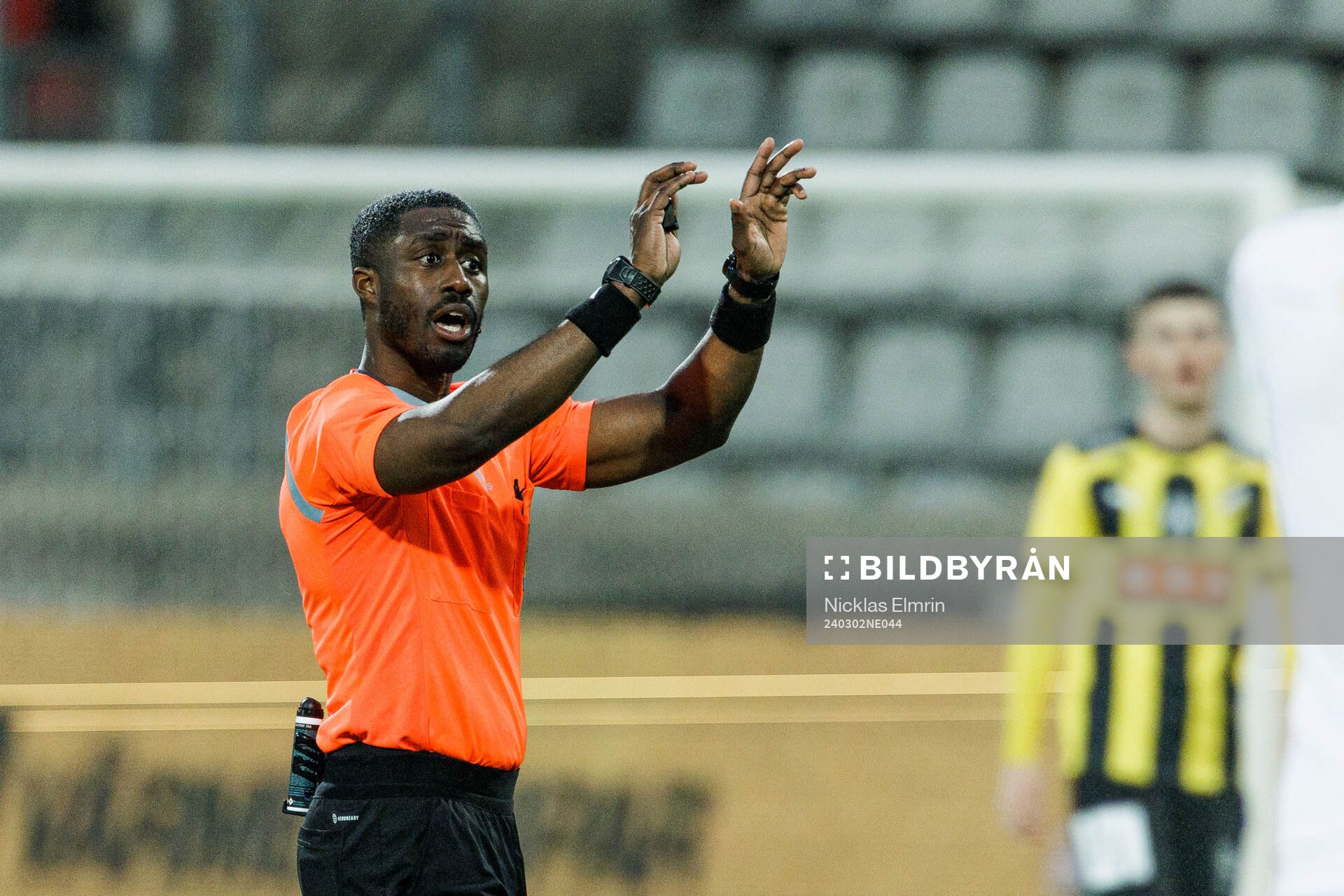 Domare Fredrik Oppong