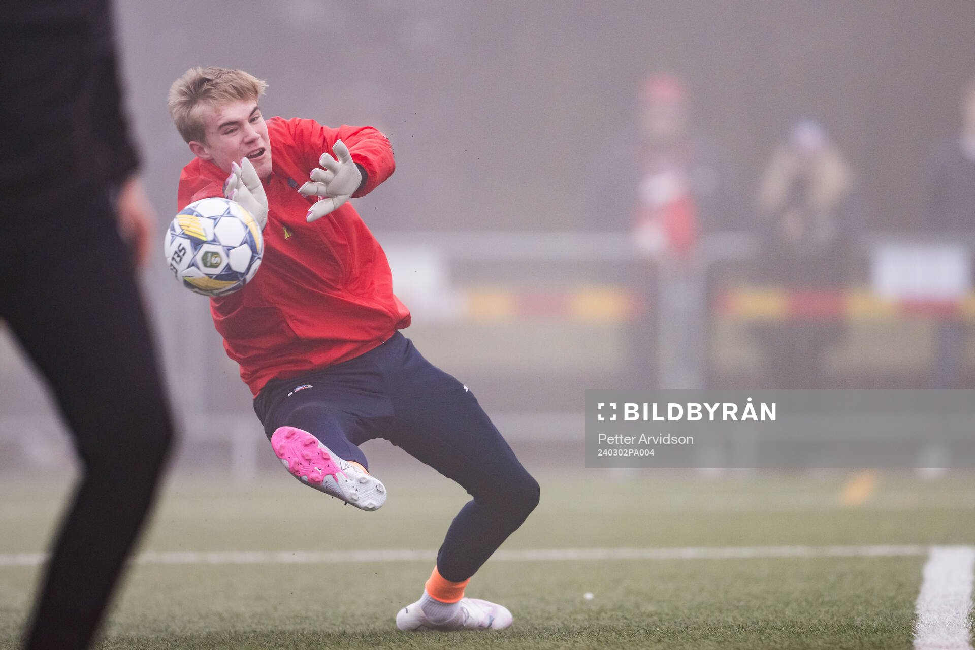 Helsingborgs målvakt Emil Rådahl inför fotbollsmatchen i Svenska Cupen mellan Trelleborg och Helsingborg den 2 mars 2024 i Trelleborg.