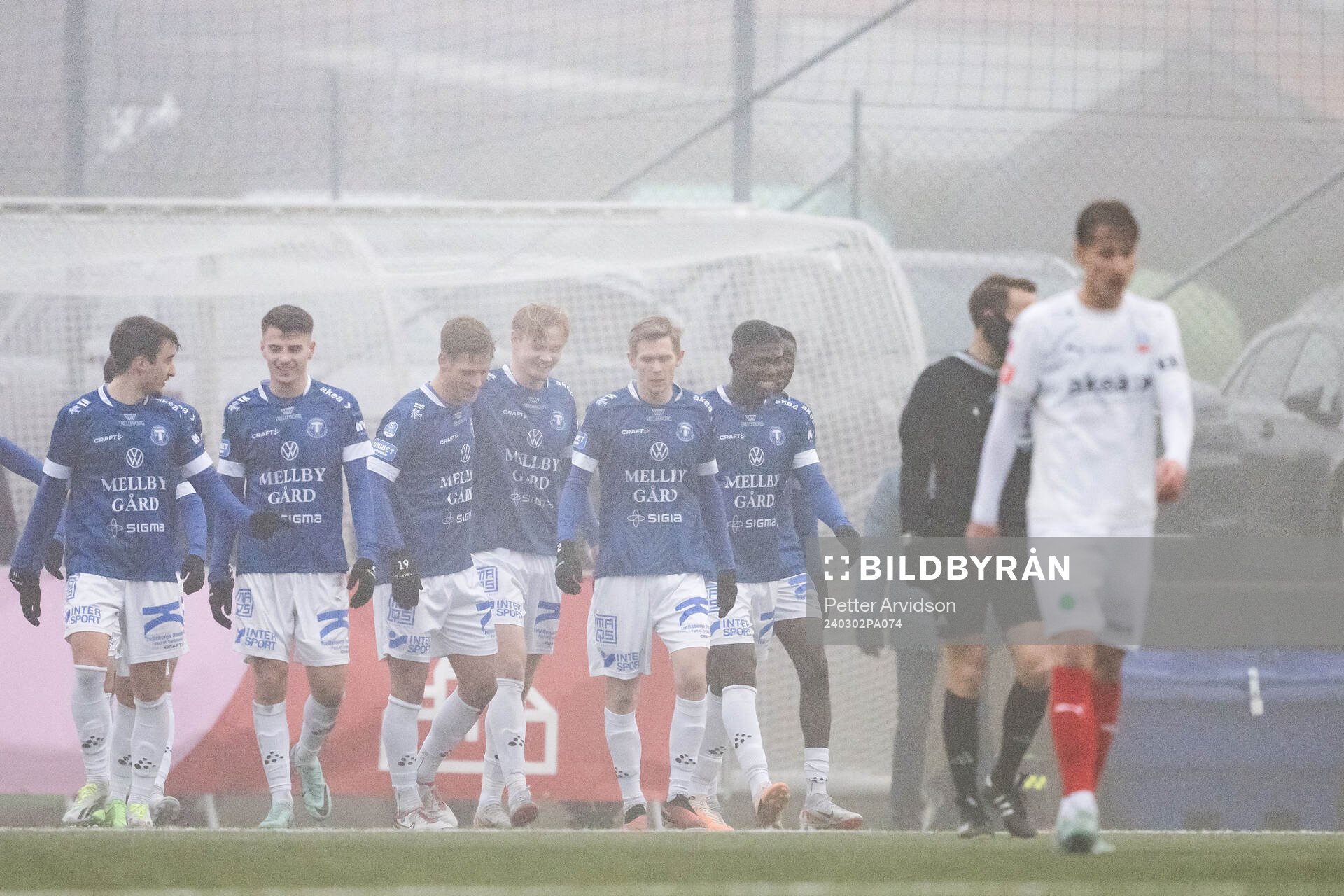 Trelleborgs Johannes Käck jublar efter 2-1 under fotbollsmatchen i Svenska Cupen mellan Trelleborg och Helsingborg den 2 mars 2024 i Trelleborg.