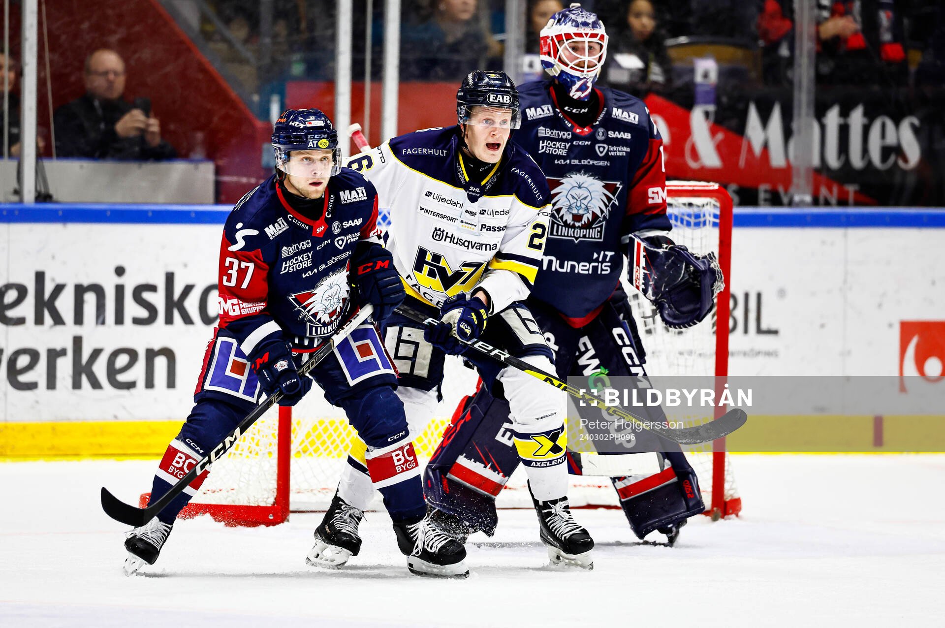 Linköpings Jesper Pettersson och HV71s Tommi Tikka