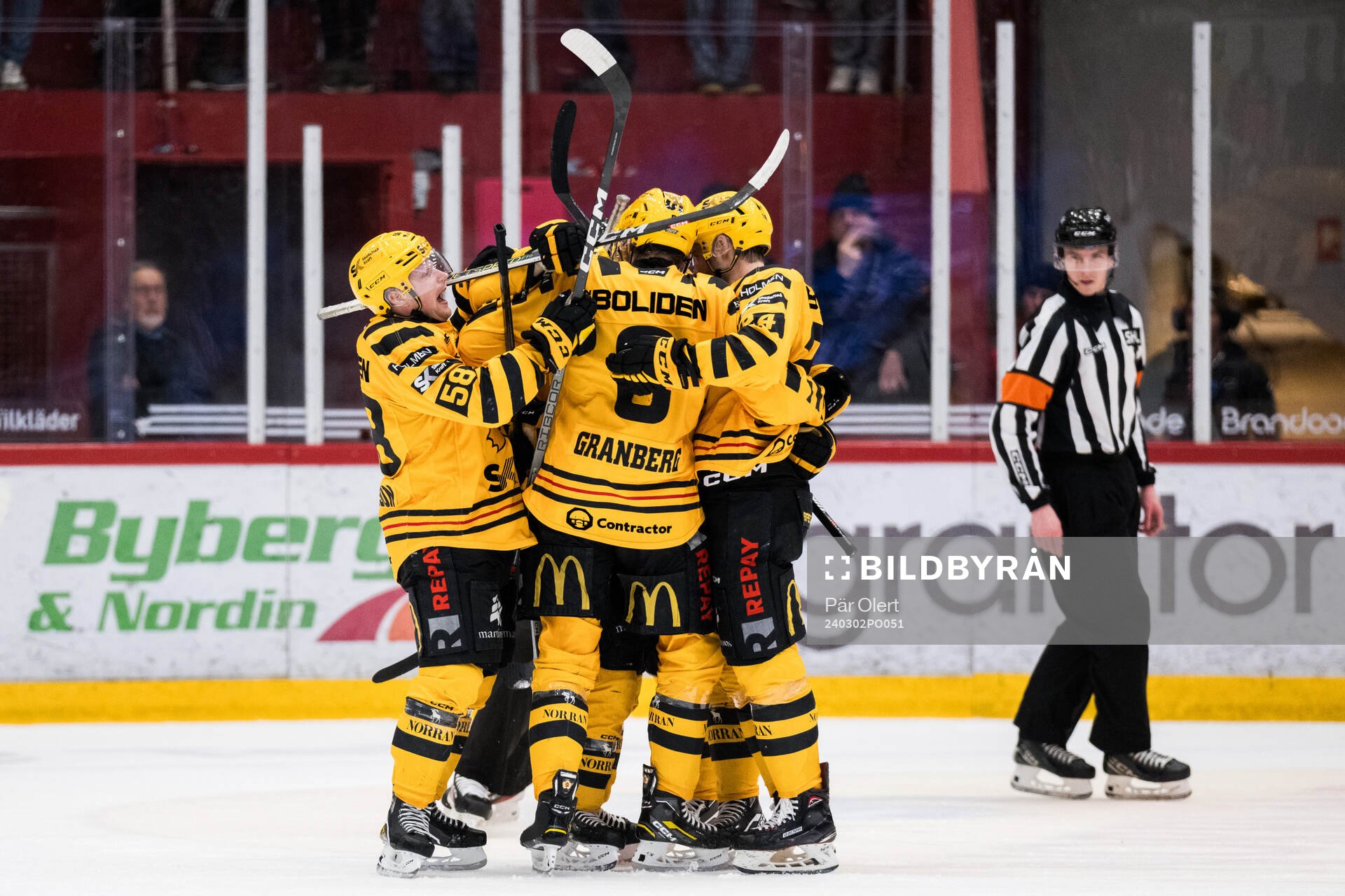 Skellefteås spelare jublar
