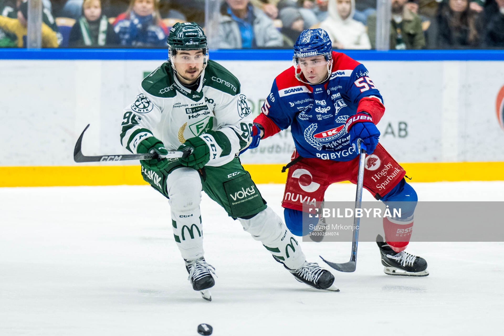 Färjestads David Tomasek och Oskarshamns David Quenneville