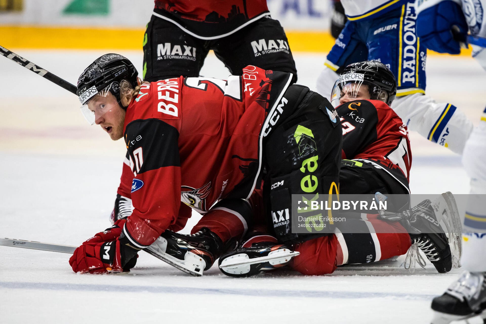 Malmö Redhawks Thomas Berg Paulsen och Albert Sjöberg