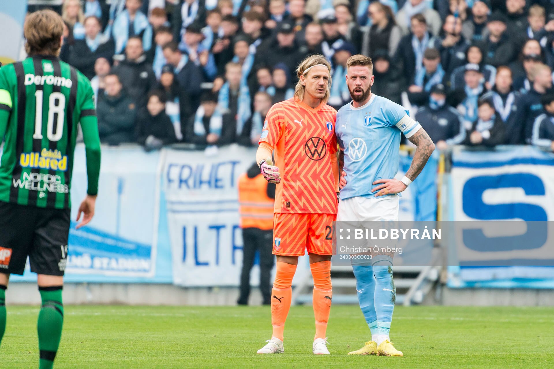 Malmö FFs målvakt Johan Dahlin och Pontus Jansson deppar