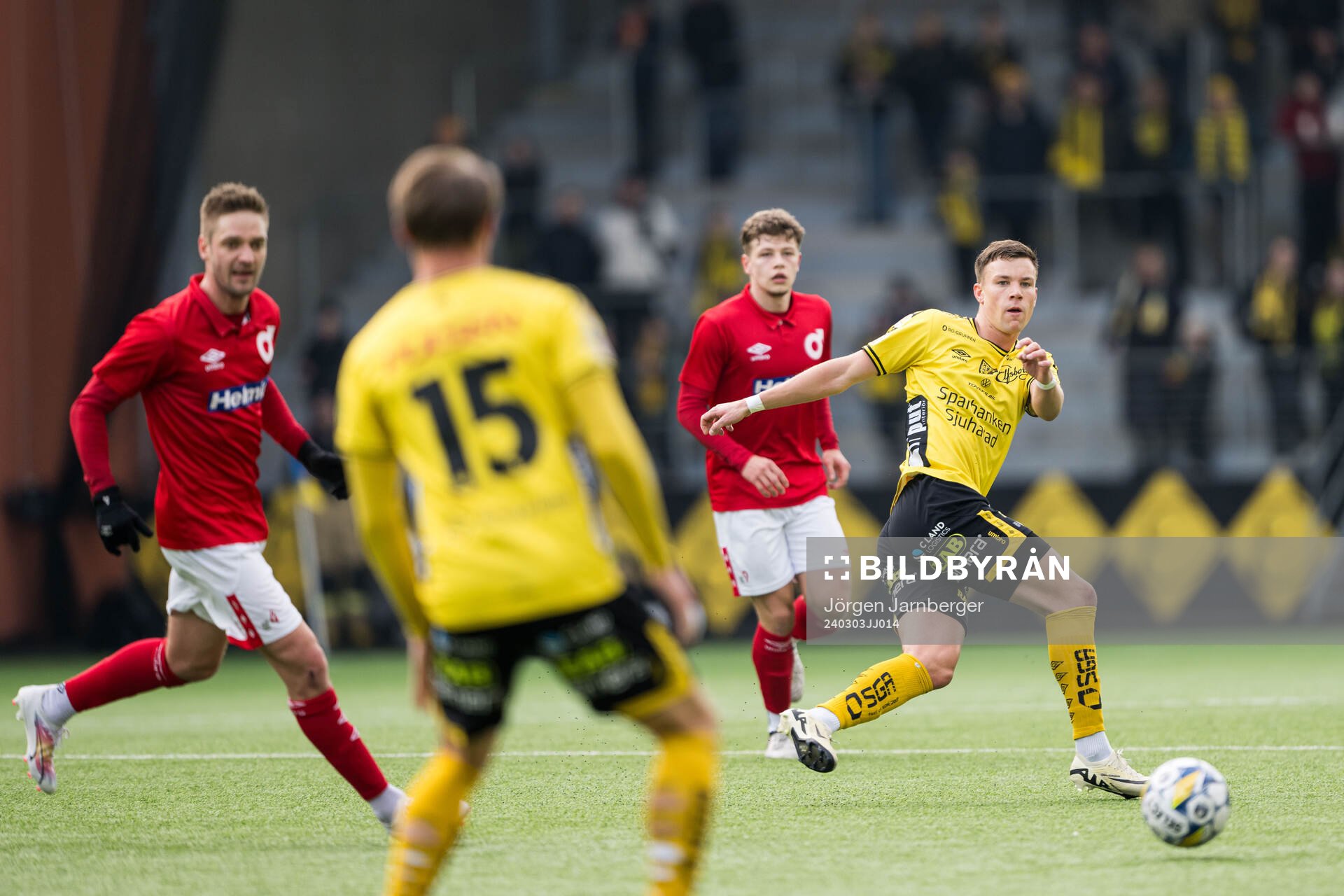 Elfsborgs Andri Fannar Baldursson och Degerfors Johan