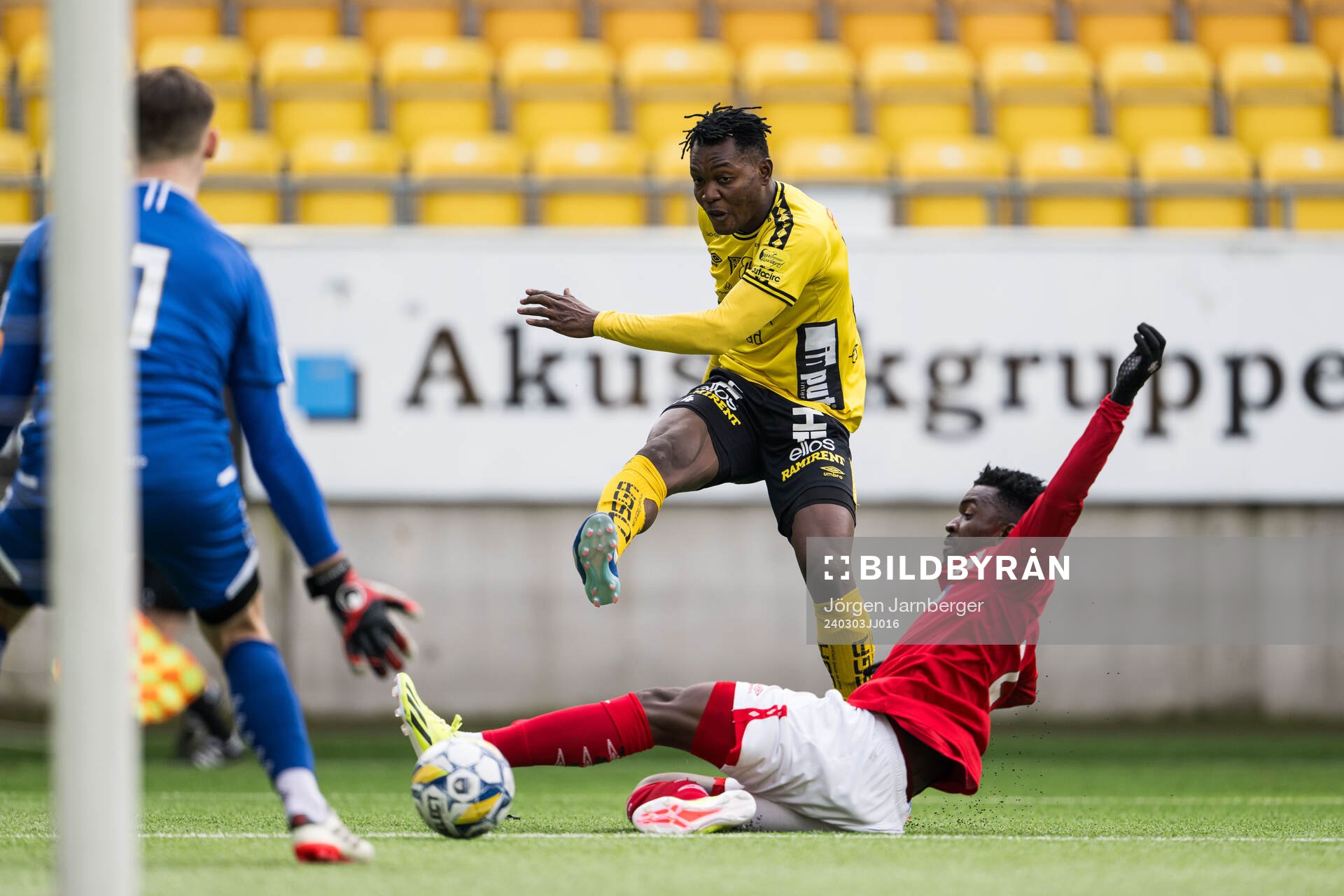 Elfsborgs Jalal Abdullah och Degerfors Mamadouba Diaby