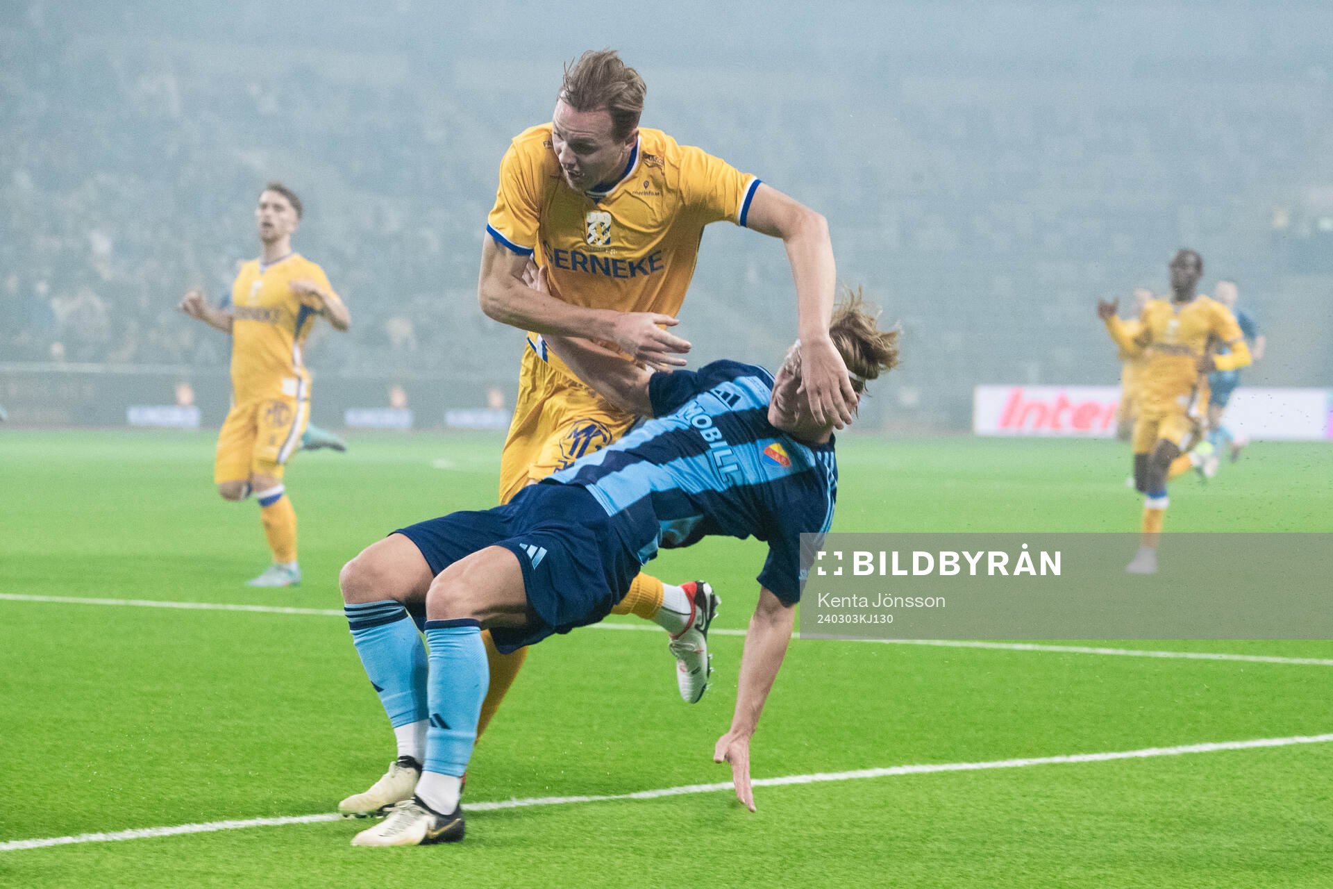 IFK Göteborgs Adam Carlén och Djurgårdens Tobias