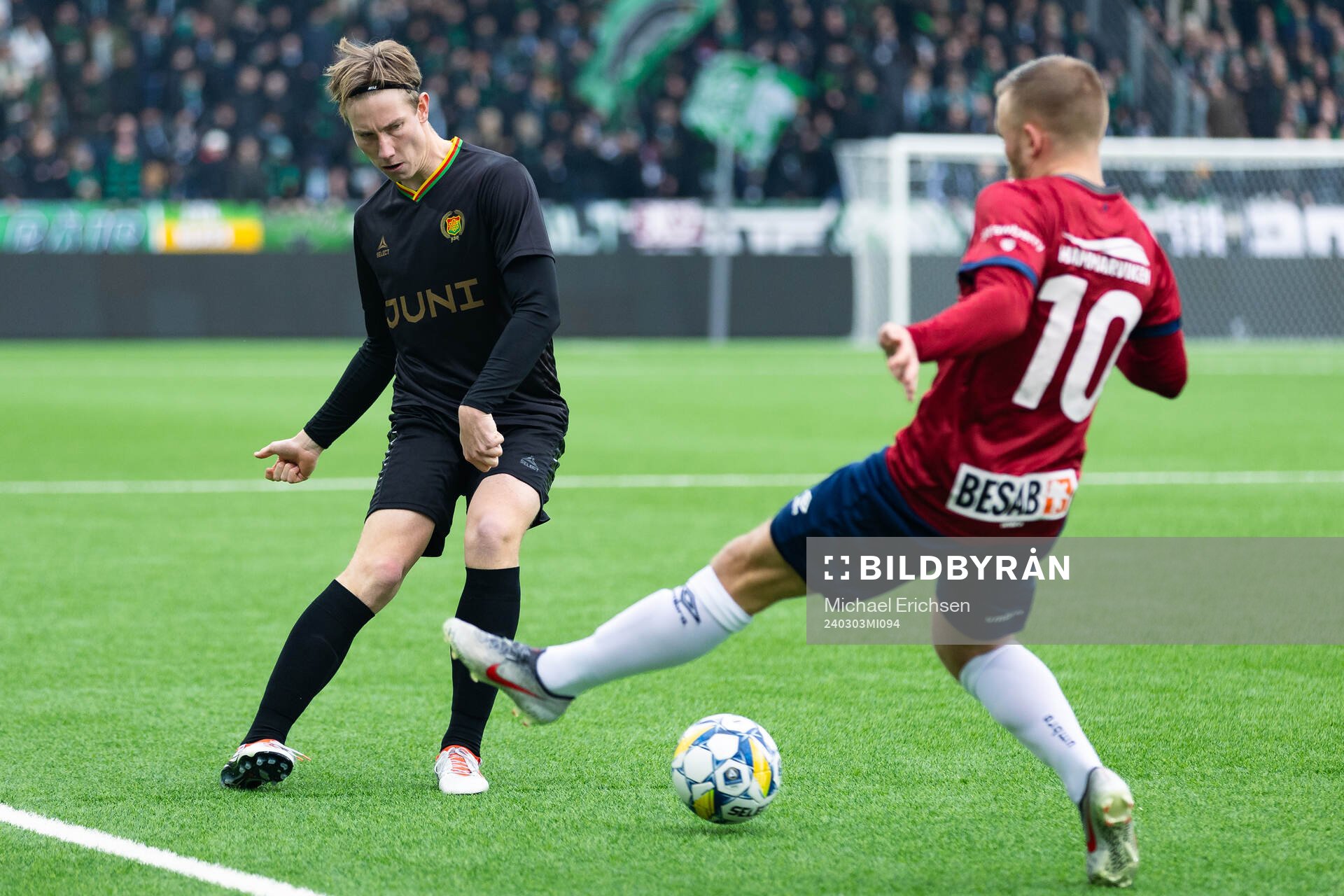 GAIS Robin Frej och Örgrytes Nicklas Bärkroth