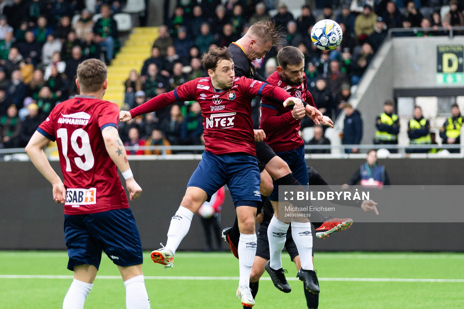 GAIS Alexander Ahl Holmström nickar in 2-0 i kamp med Örgrytes William Svensson och Erion Sadiku under fotbollsmatchen i Svenska Cupen mellan GAIS och Örgryte den 3 mars 2024 i Göteborg.