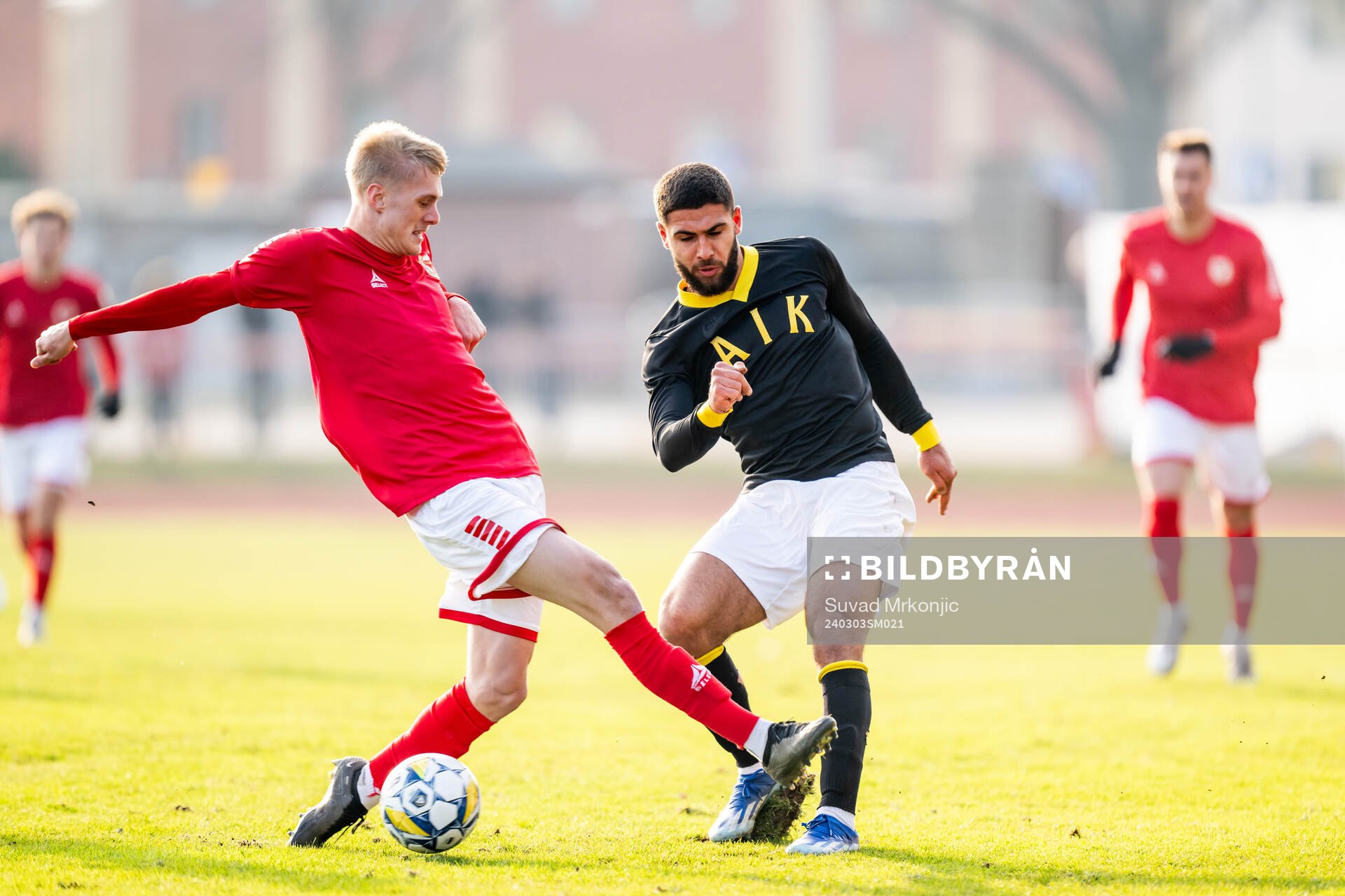 Kalmars Rony Jansson och AIKs Omar Faraj