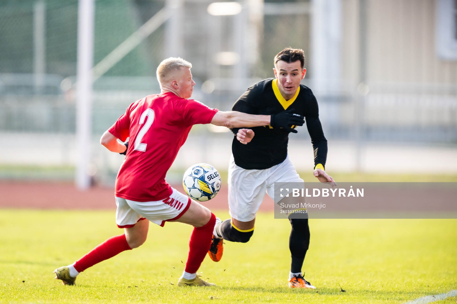 Kalmars Axel Lindahl och AIKs Bersant Celina