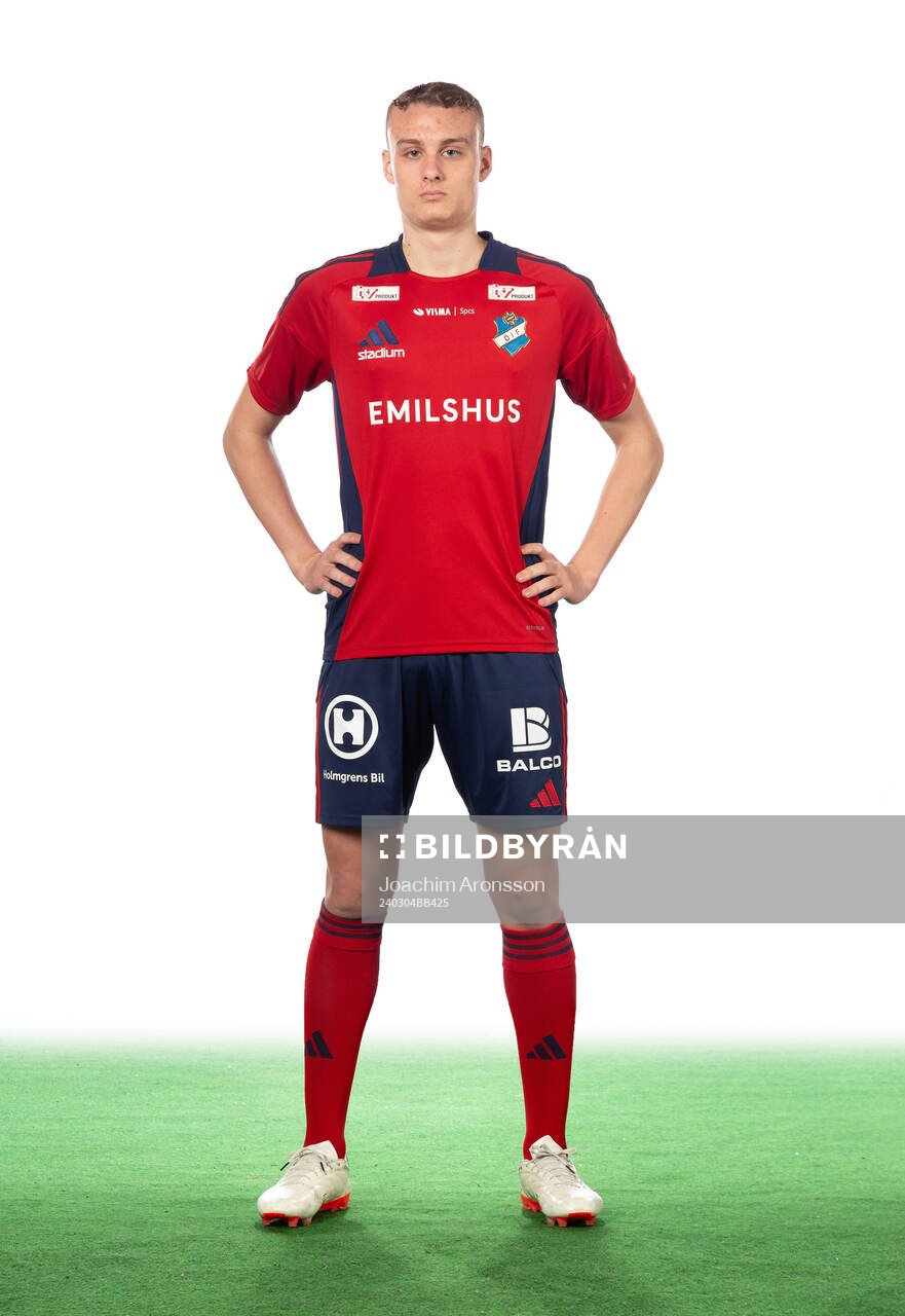 Östers Nikola Radojcic poserar för ett porträtt den 4 mars 2024 i Växjö.