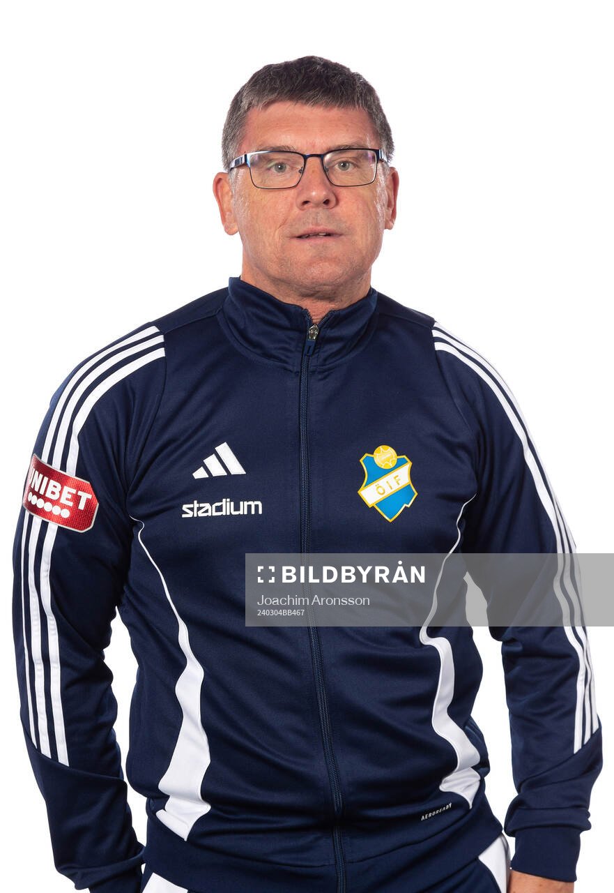 Östers materialförvaltare Jens Magnusson poserar för ett porträtt den 4 mars 2024 i Växjö.