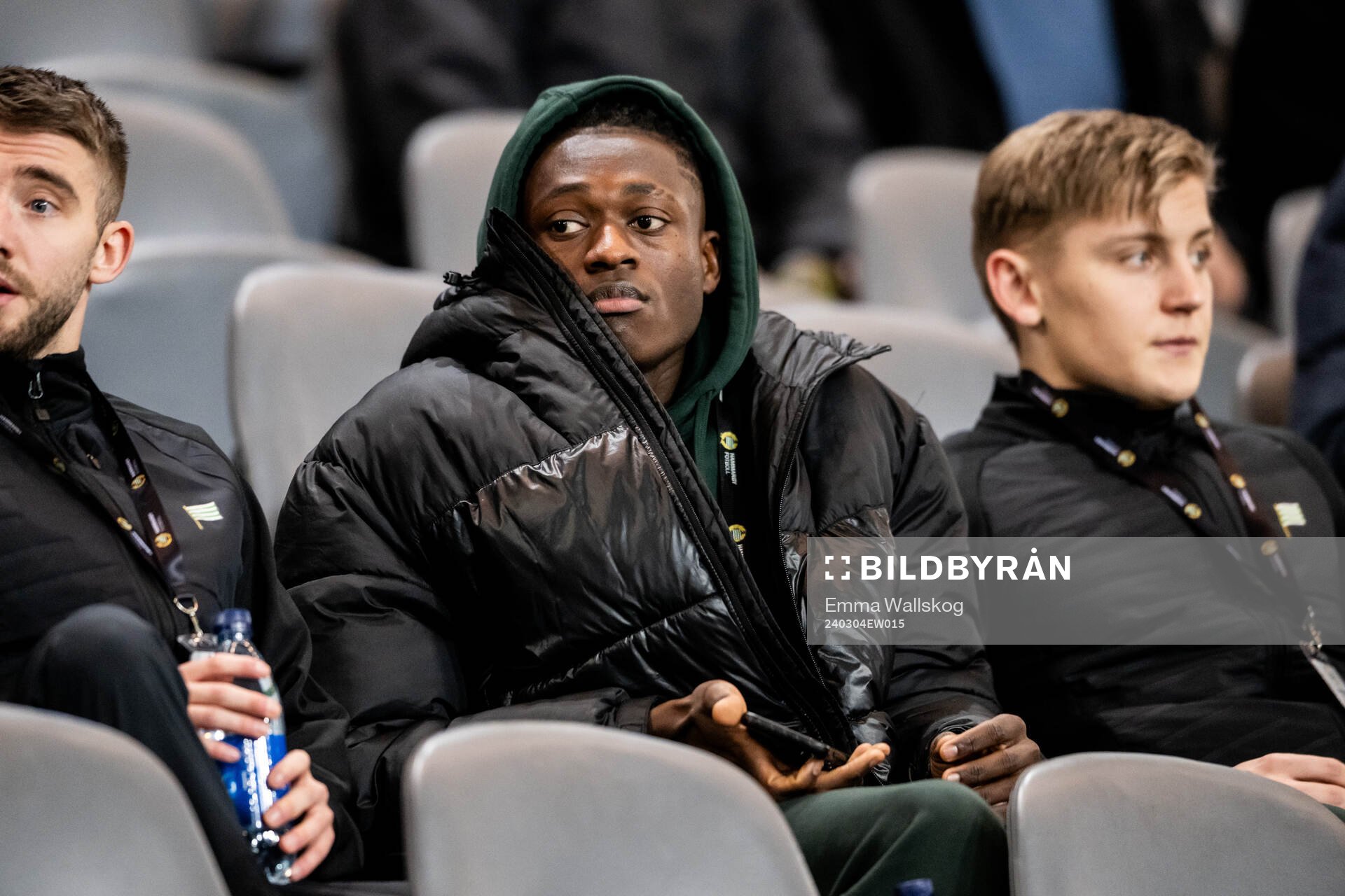 Hammarbys Kingsley Gyamfi på läktaren