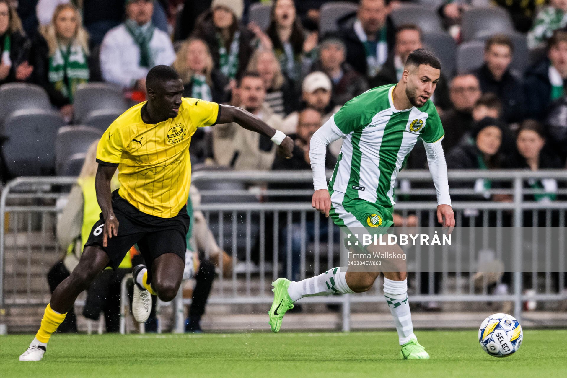 Mjällbys Abdoulie Manneh och Hammarbys Abdelrahman Boudah
