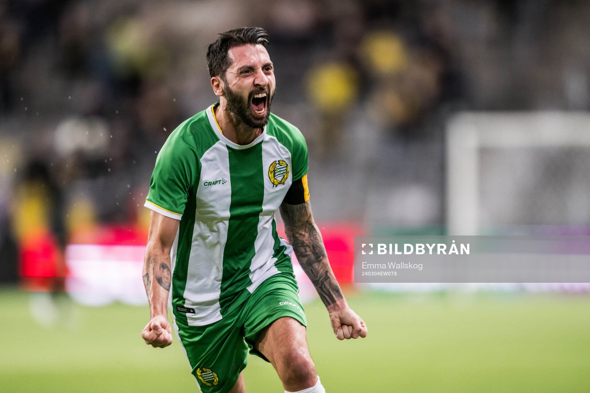 Hammarbys Nahir Besara jublar