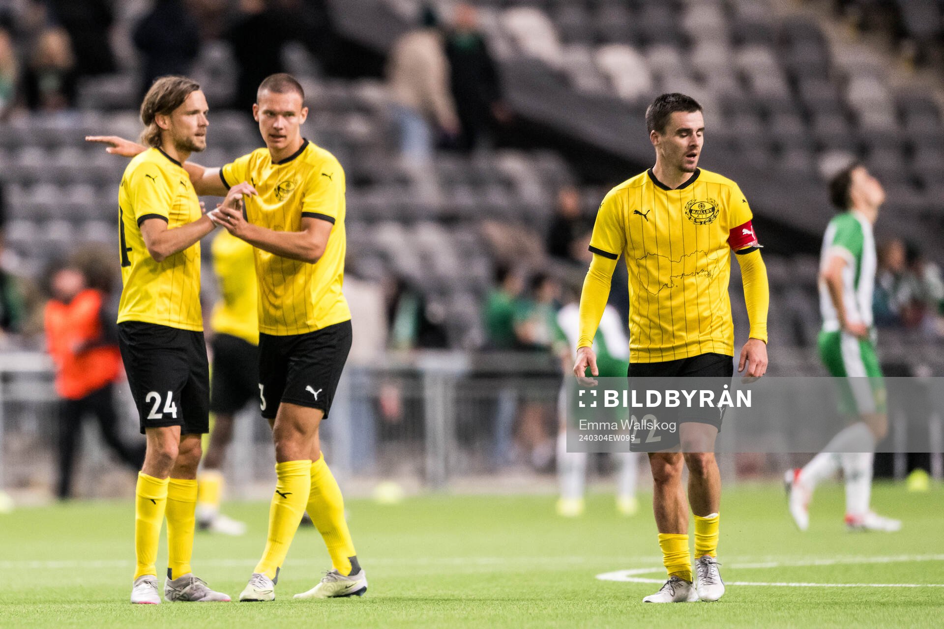Mjällbys Tom Pettersson och Arvid Brorsson jublar