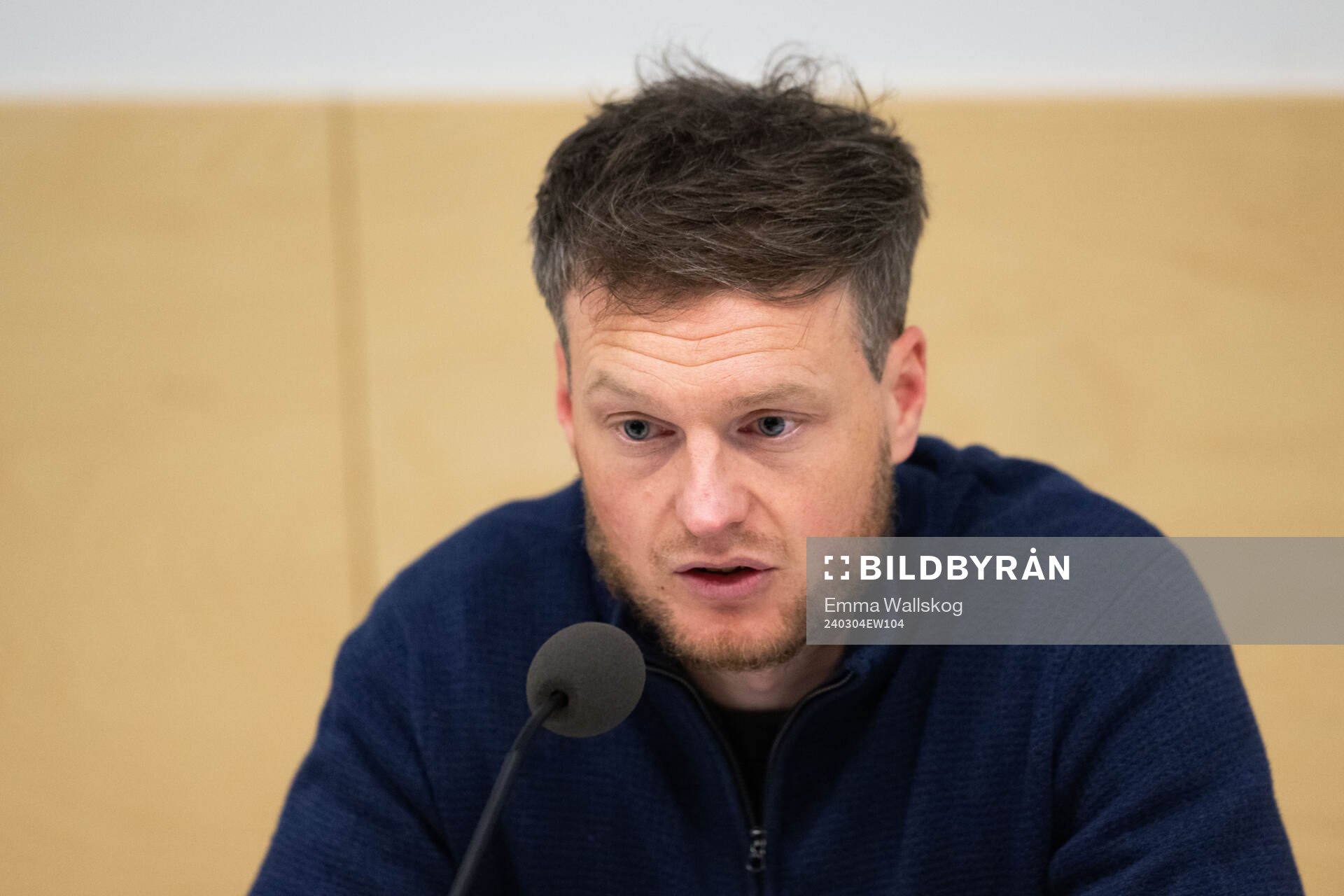 Hammarbys tränare Kim Hellberg under en presskonferens efter fotbollsmatchen i Svenska Cupen mellan Hammarby och Mjällby den 4 mars 2024 i Stockholm.