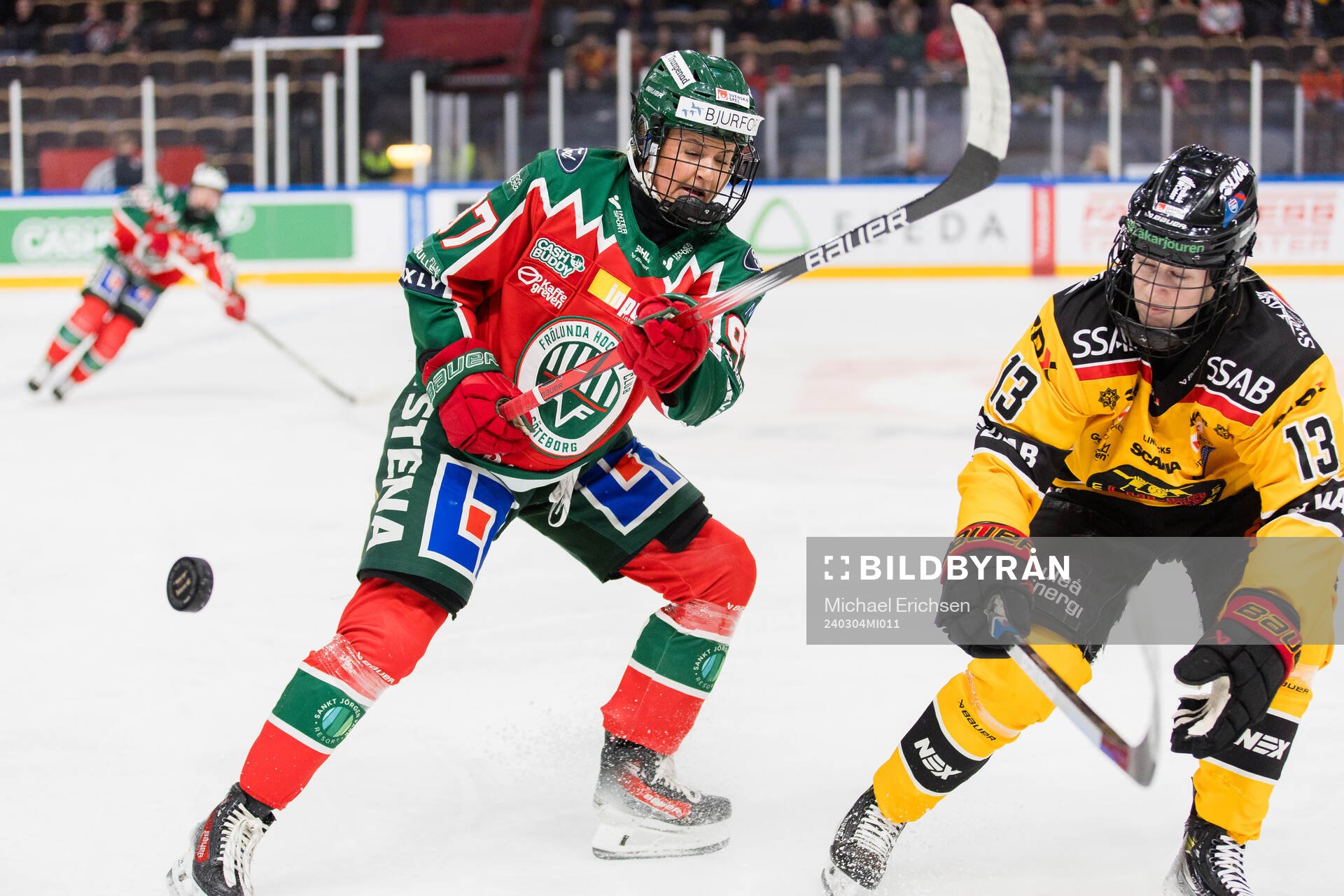Frölundas Sofie Lundin och Luleås Jenna Pirttijärvi
