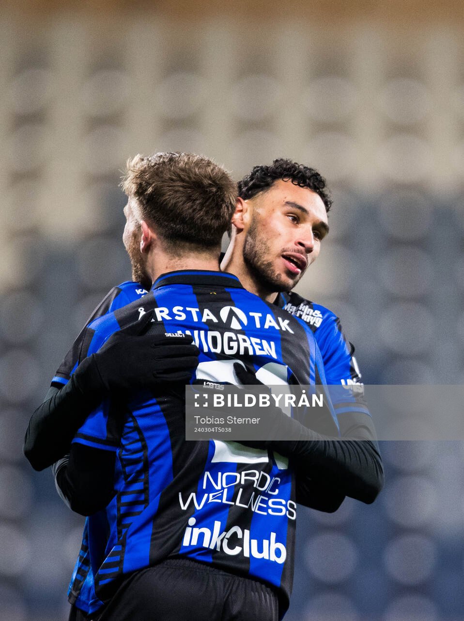 Sirius Joakim Persson jublar efter 1-1 målet under fotbollsmatchen i Svenska Cupen mellan Sirius och IFK Norrköping den 4 mars 2024 i Uppsala.