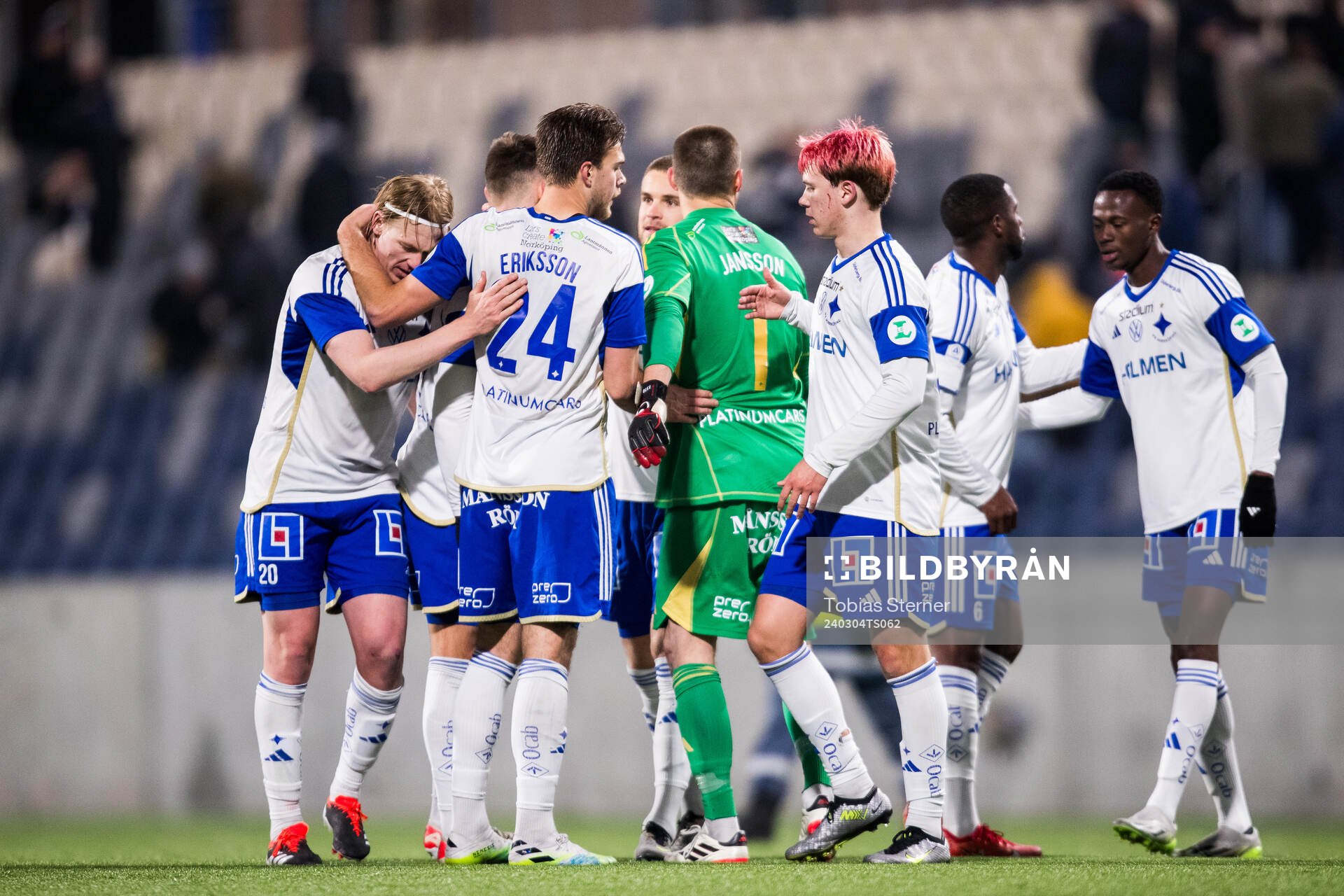 IFK Norrköpings spelare jublar