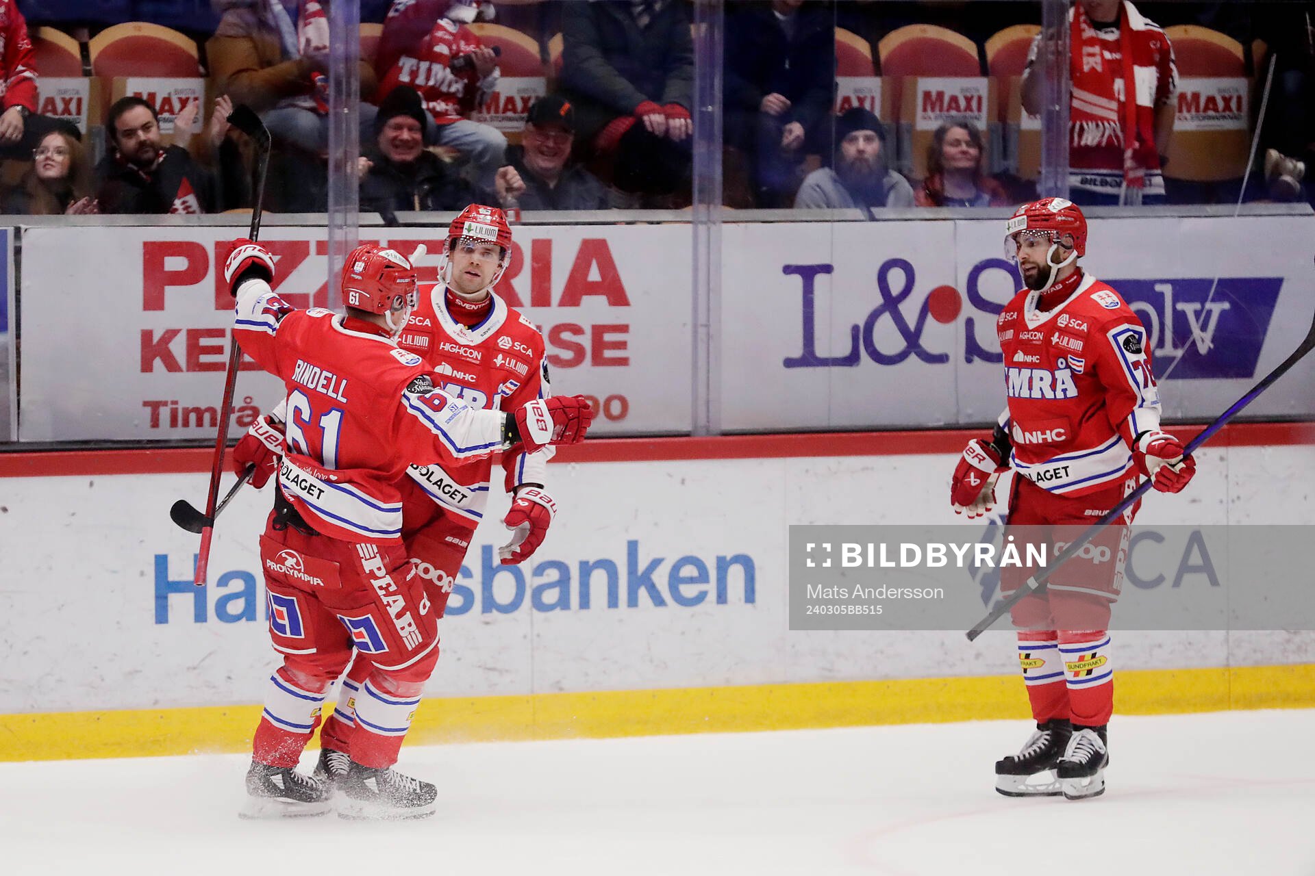 Timrås Emil Pettersson jublar