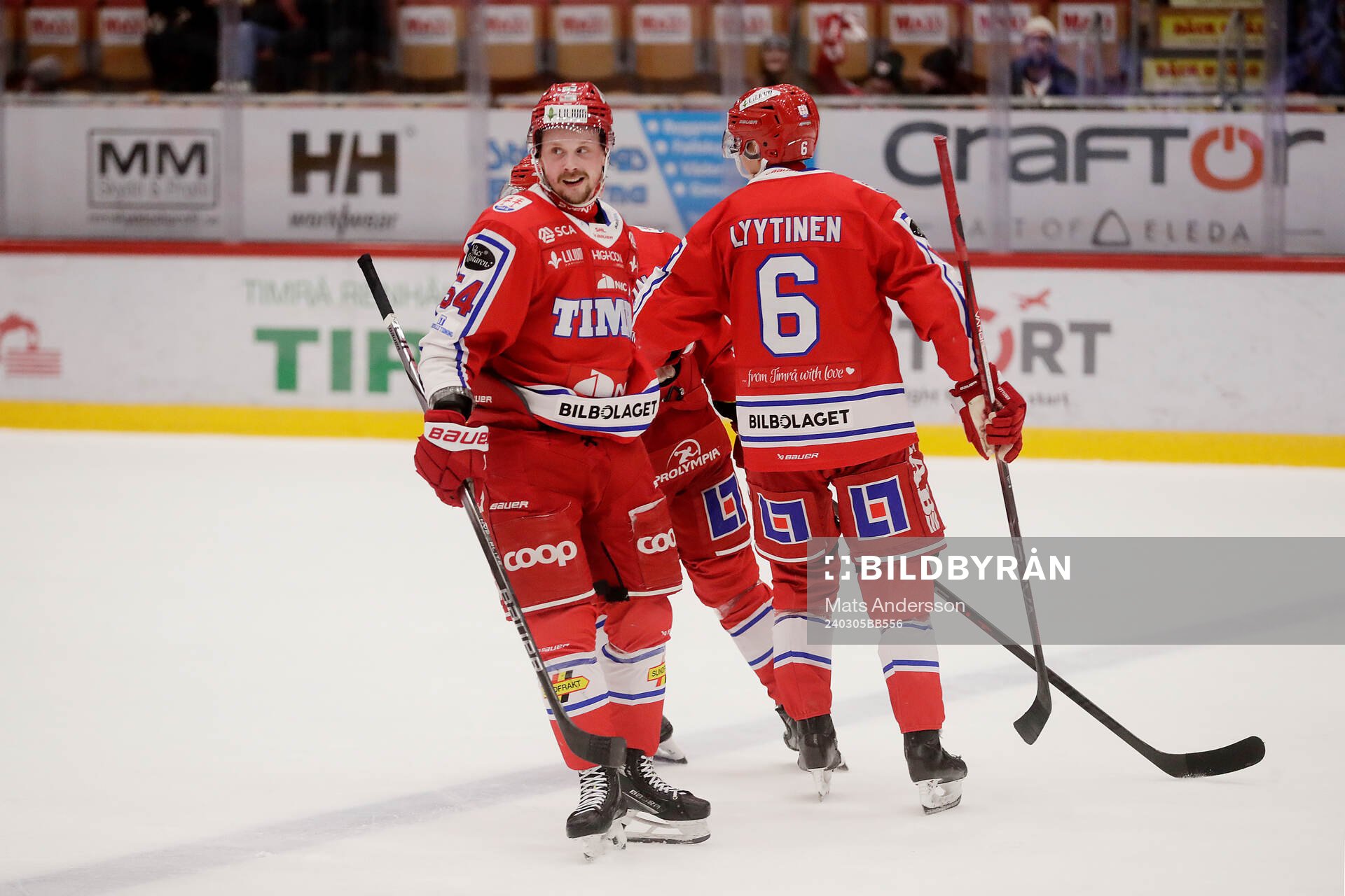 Timrås Jonathan Dahlén jublar