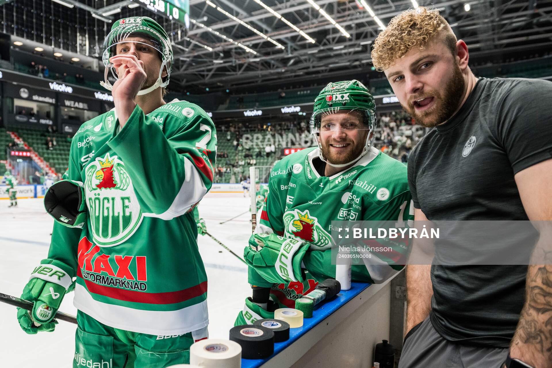 Rögles Daniel Zaar, Rögles Simon Ryfors och materialare