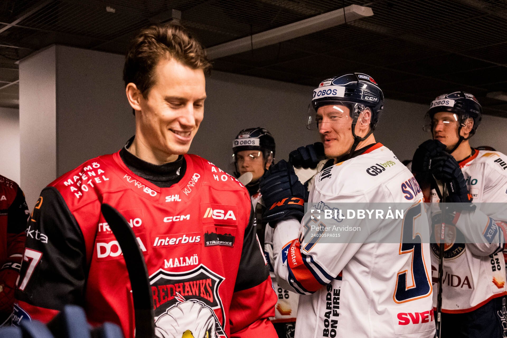 Malmö Redhawks Robin Alvarez och Växjös Emil Sylvegård