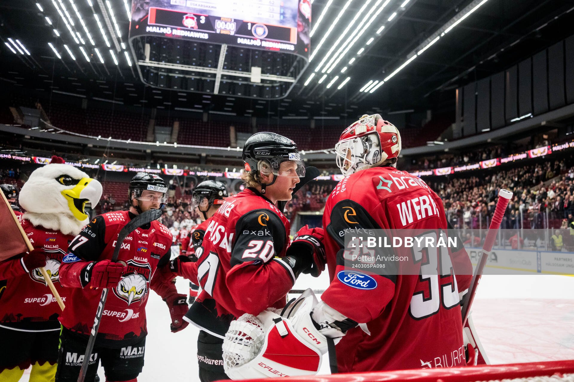 Malmö Redhawks Thomas Berg Paulsen och målvakt Adam