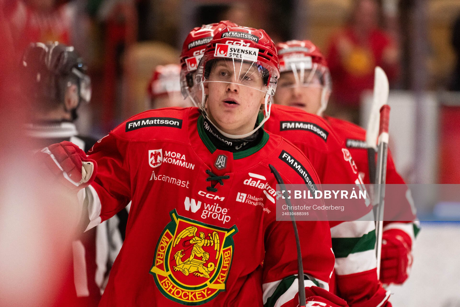 Moras Filip Björkman jublar