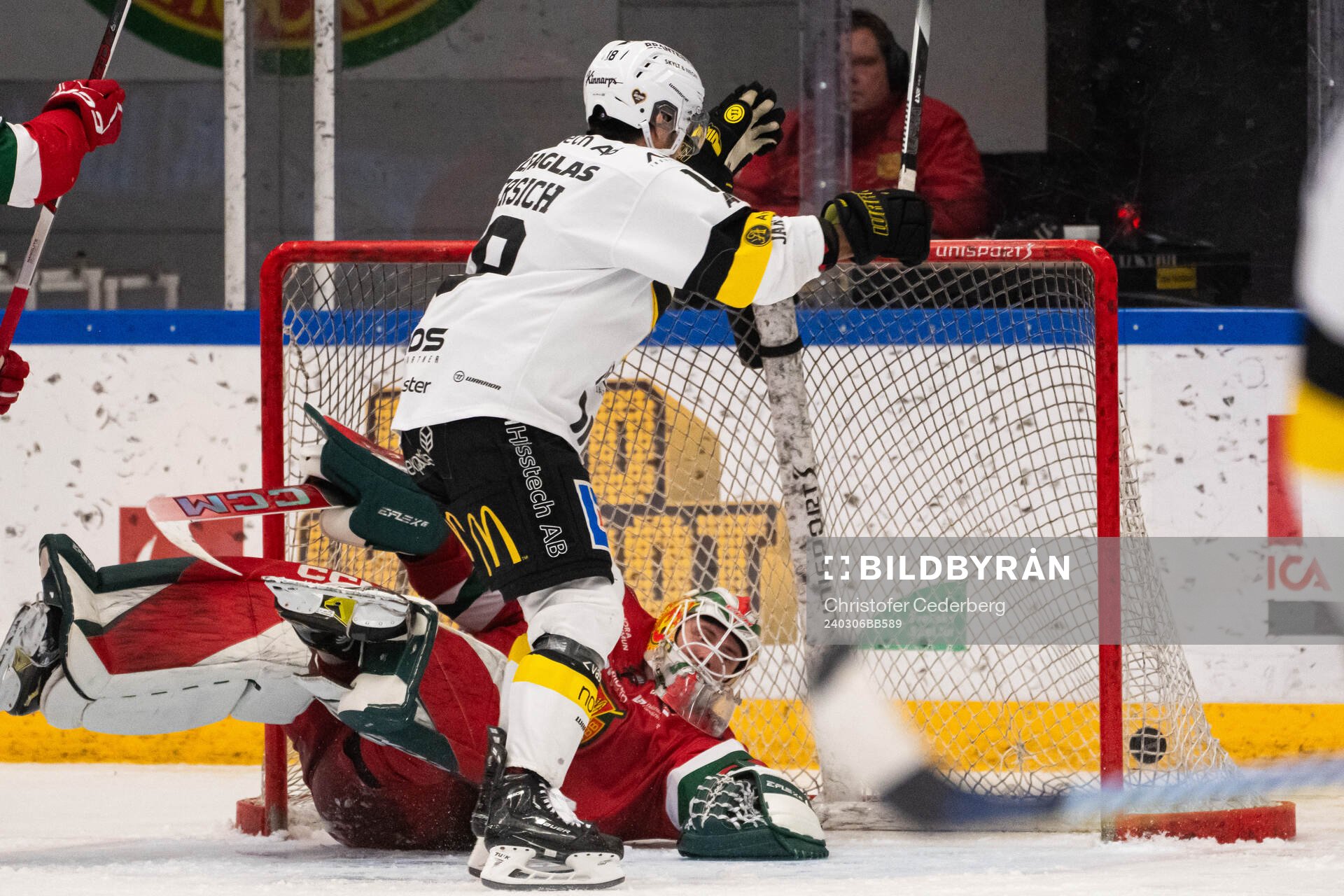 Västerås Shane Gersich gör 2-1