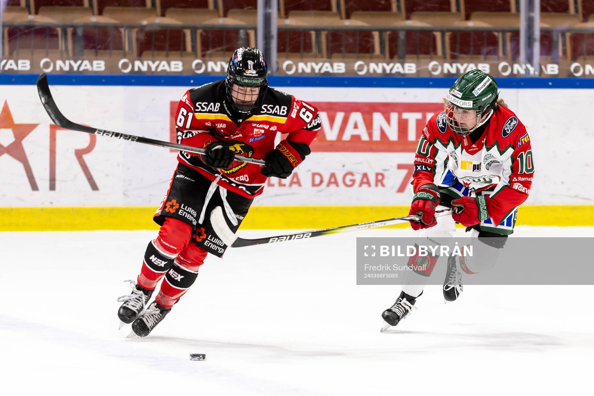 Luleå/MSSKs Lisa Johansson och Frölundas Emilia Vesa