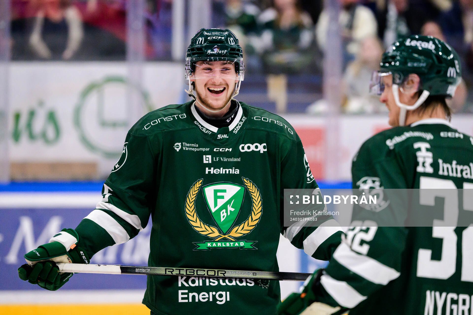 Färjestads Jeremy Salvas Groleau och Magnus Nygren jublar