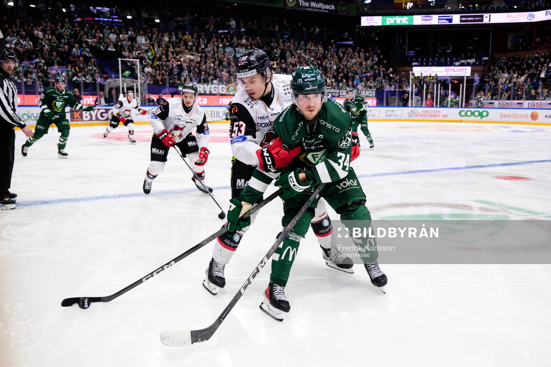 Malmö Redhawks Albert Sjöberg och Färjestads Michael