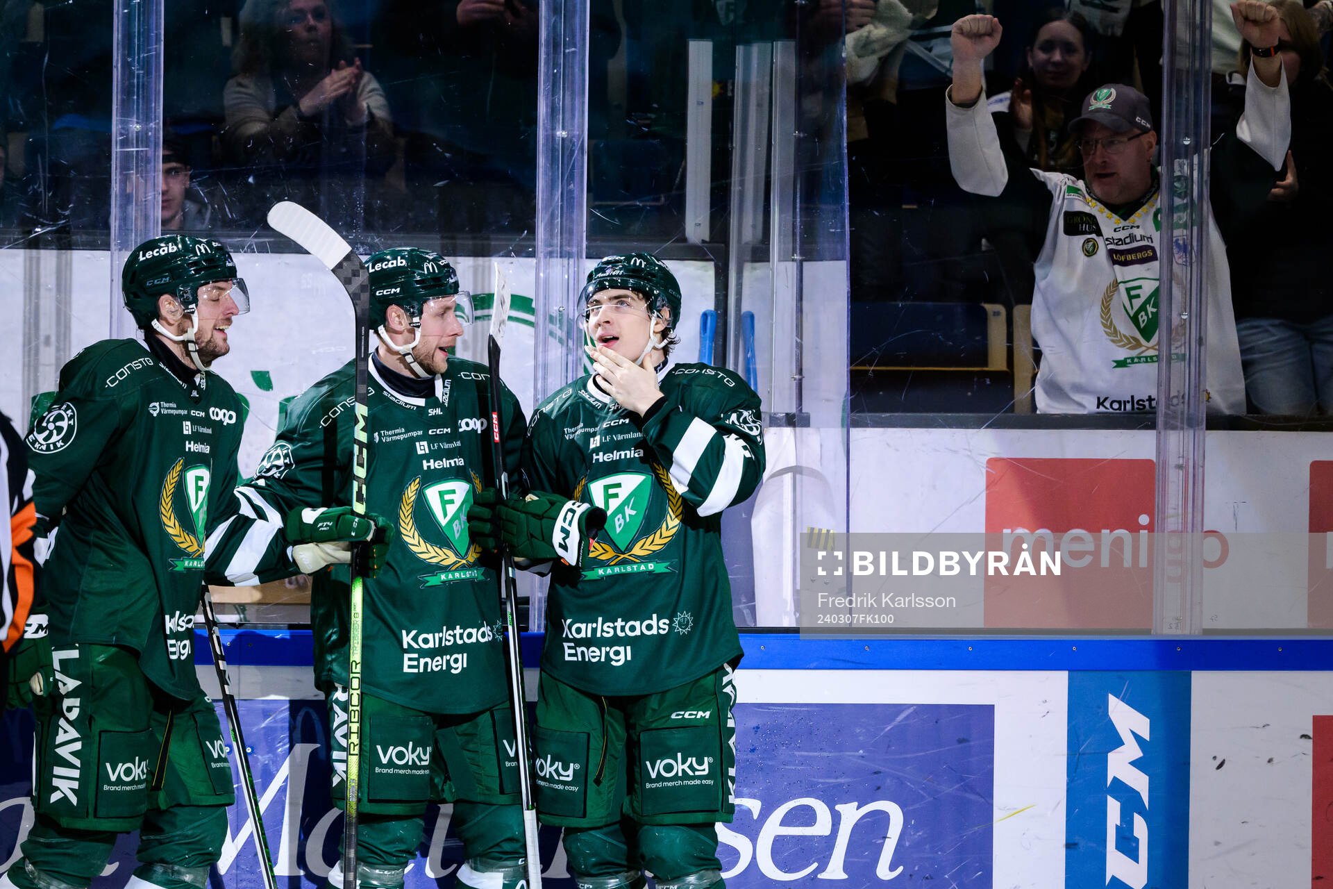 Färjestads Carl Dahlström, Per Åslund och Liam Öhgren