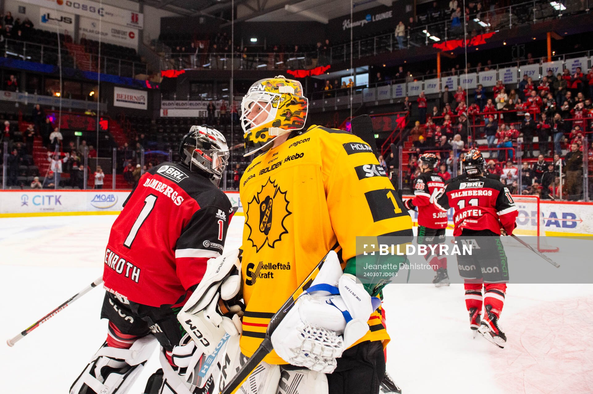 Örebros målvakt Jhonas Enroth och Skellefteås målvakt