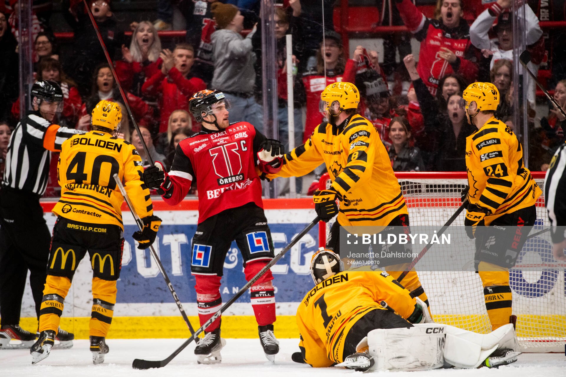 Örebros Glenn Gustafsson och Skellefteås Petter Granberg,